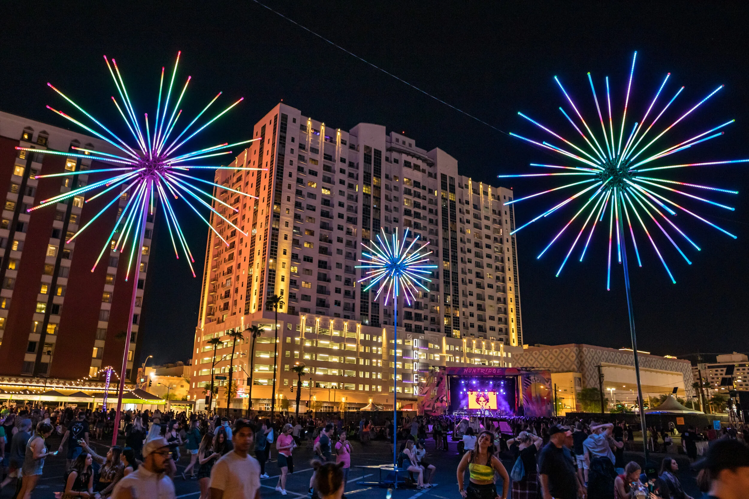 LIB2019_0920_204714-9343_ALIVECOVERAGE.jpg