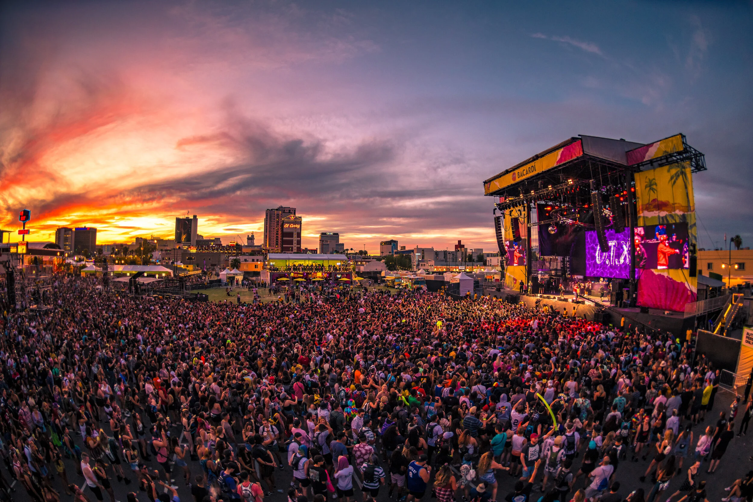 LIB2019_0922_184547-1568_ALIVECOVERAGE.jpg