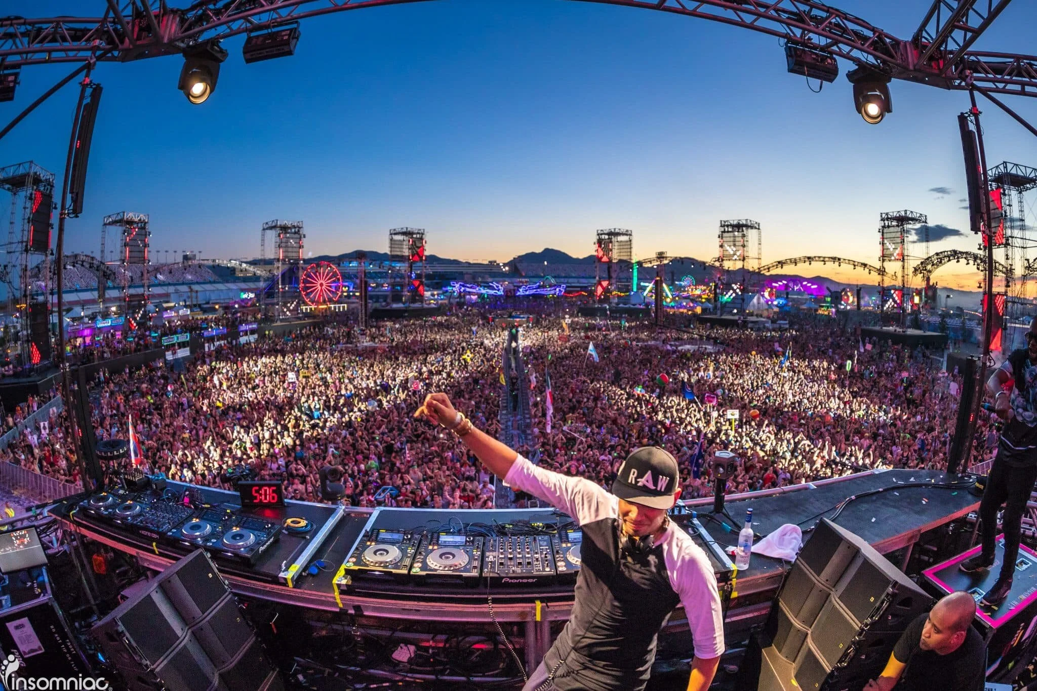EDCLV2016_0619_050708-1005_CCW.jpg