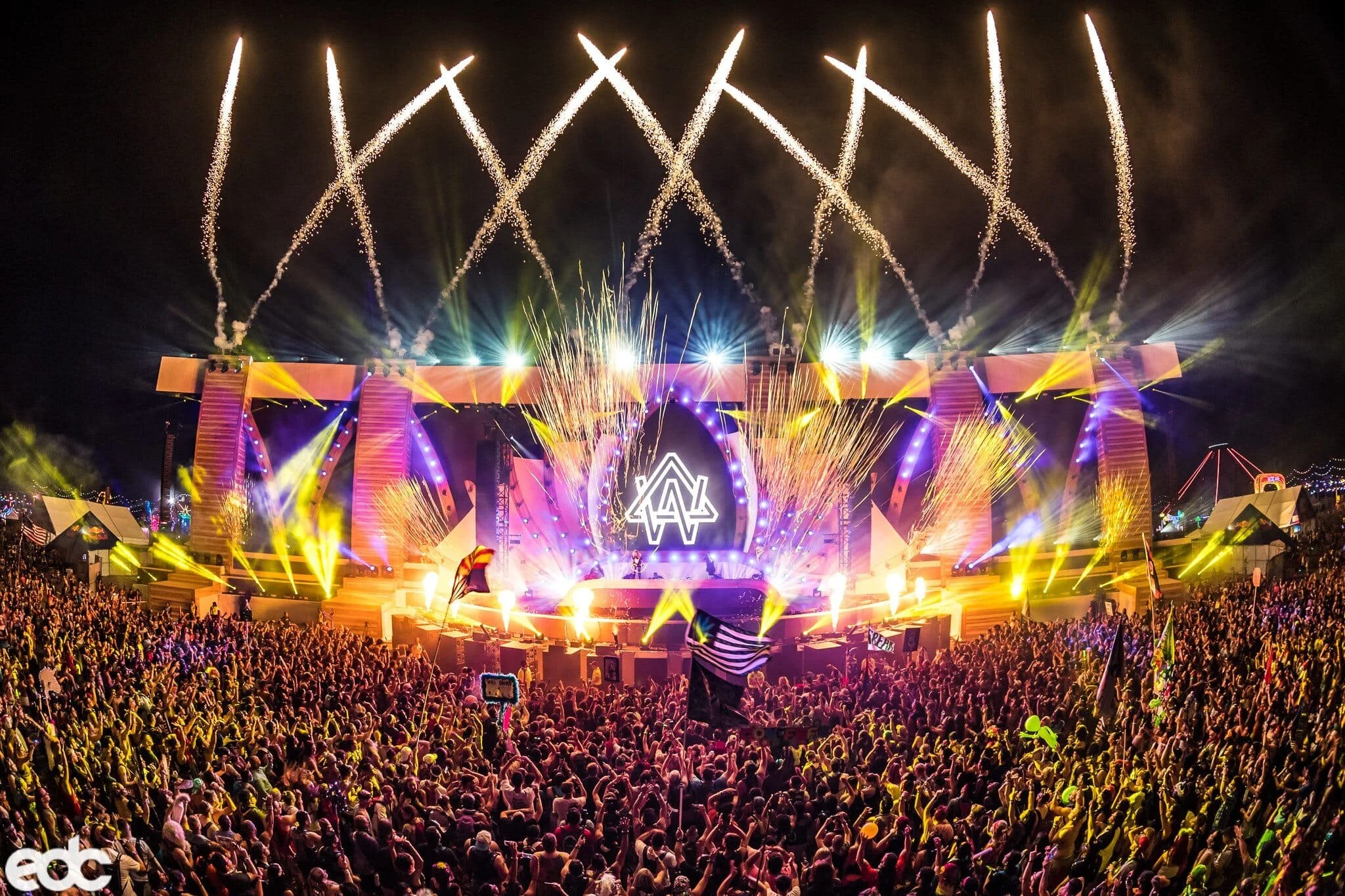 EDCLV2017_0618_024413-9208_ATW.jpg