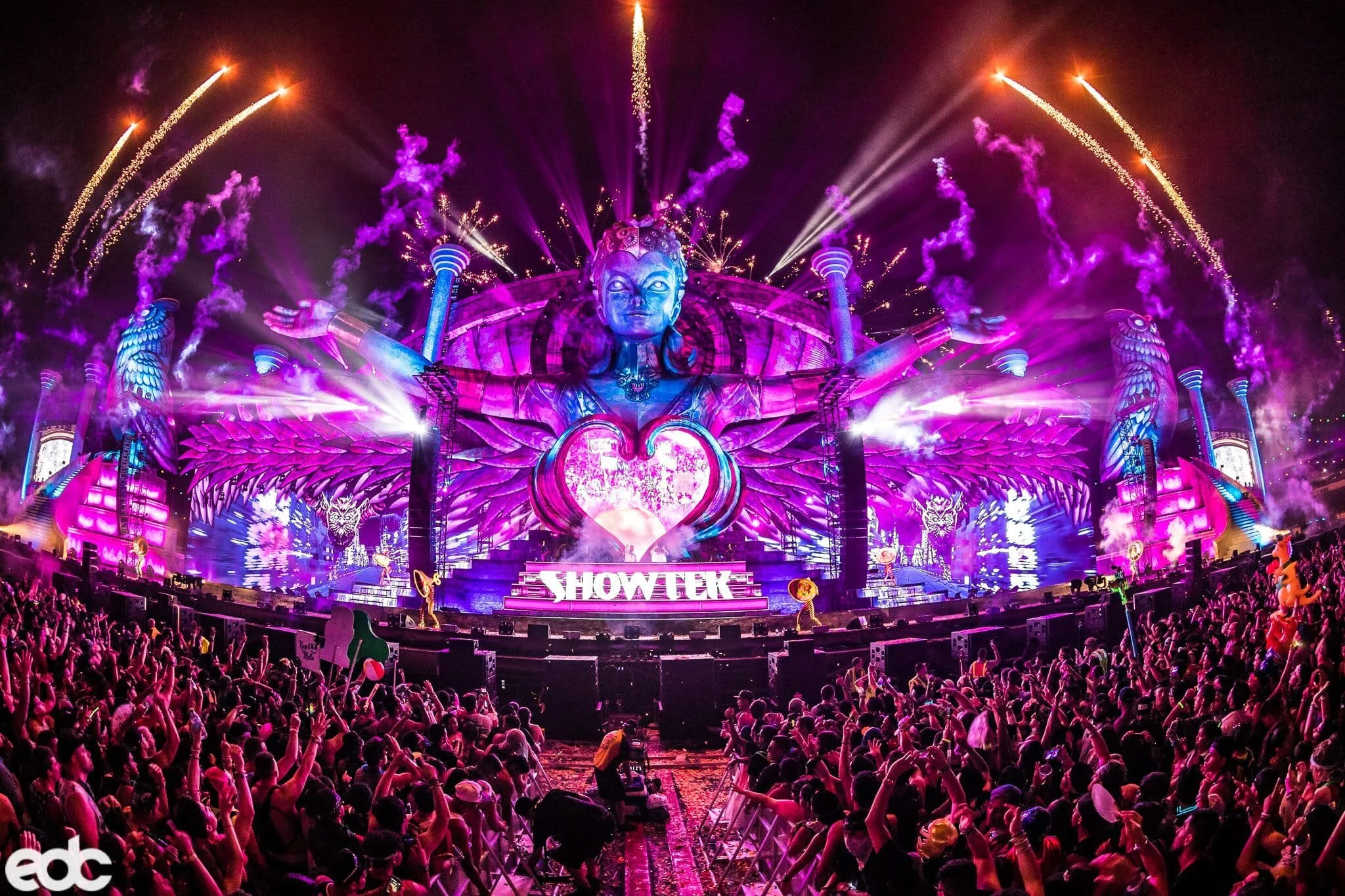 EDCLV2017_0618_225045-2567_ATW.jpg