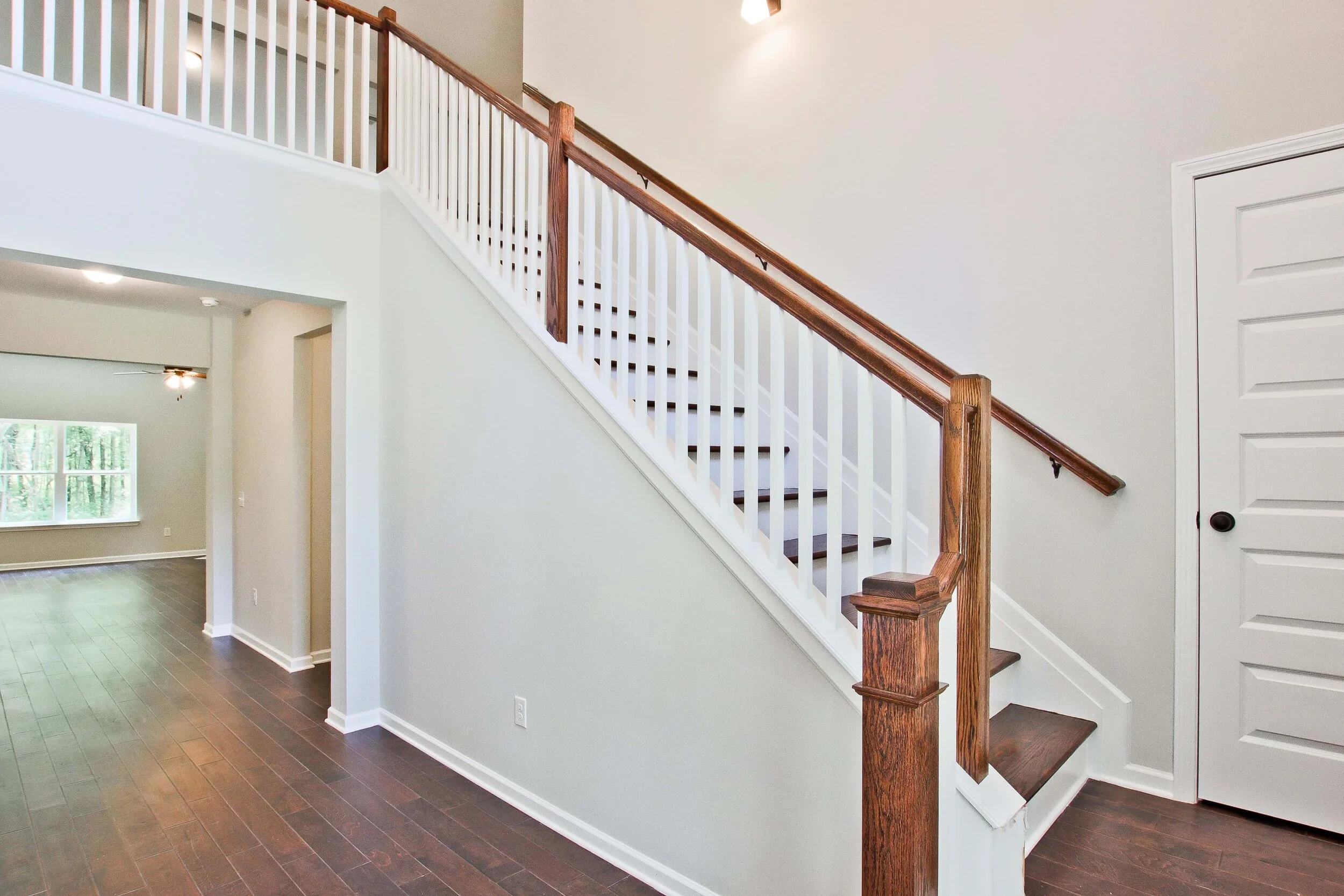 007_266 Grant Rd  (1).jpg