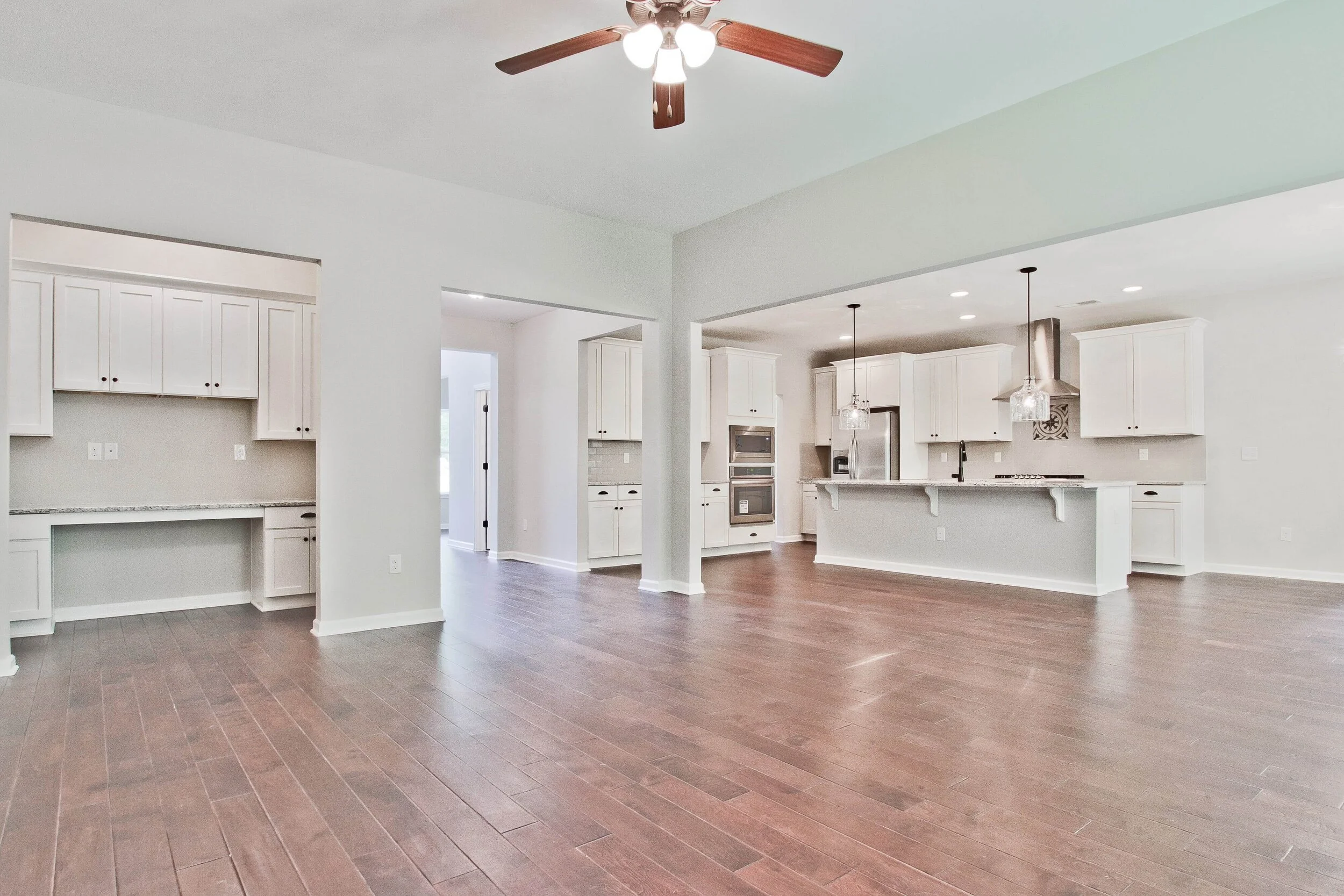 020_266 Grant Rd  (14).jpg