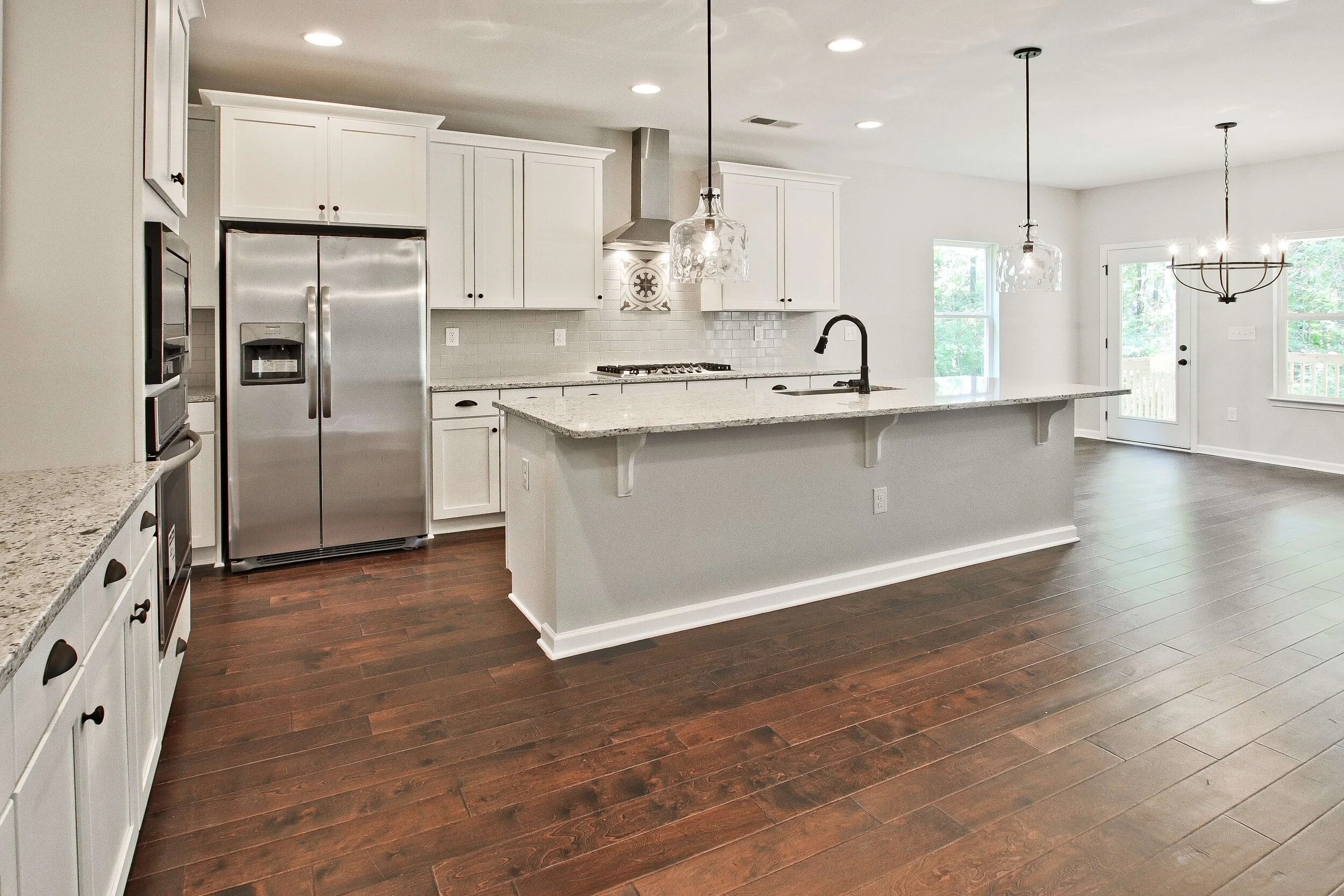 022_266 Grant Rd  (18).jpg