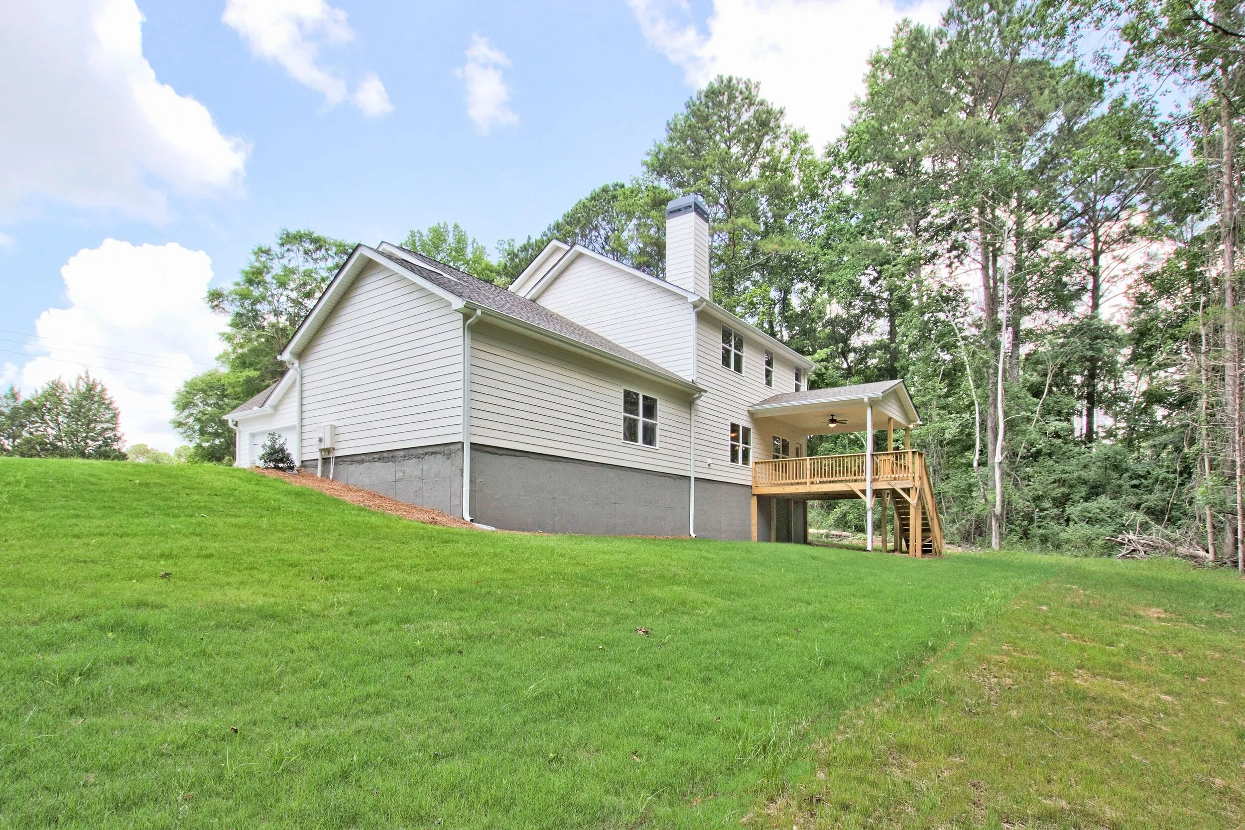 056_266 Grant Rd  (53).jpg