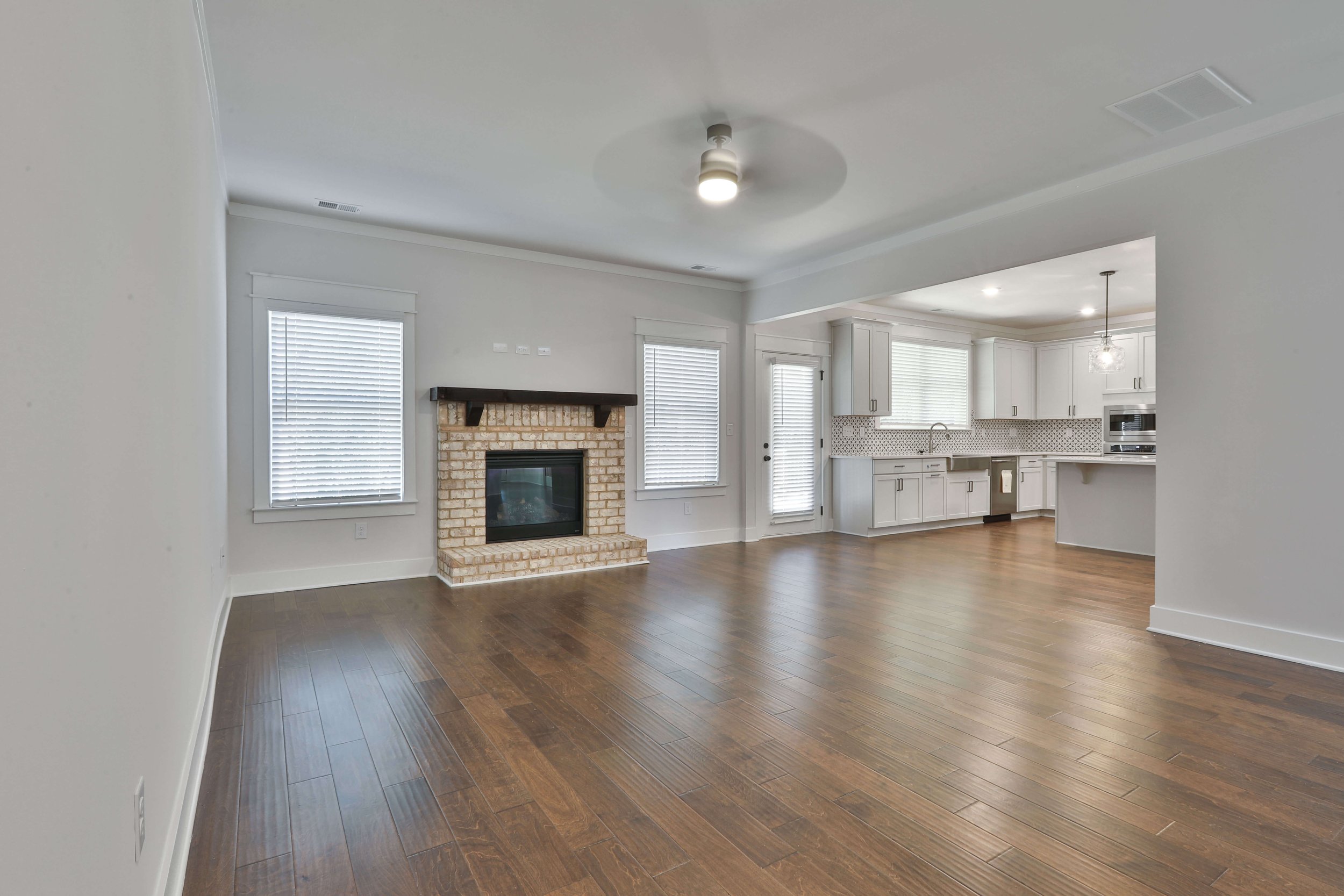2383 Colonial Drive0020.jpg