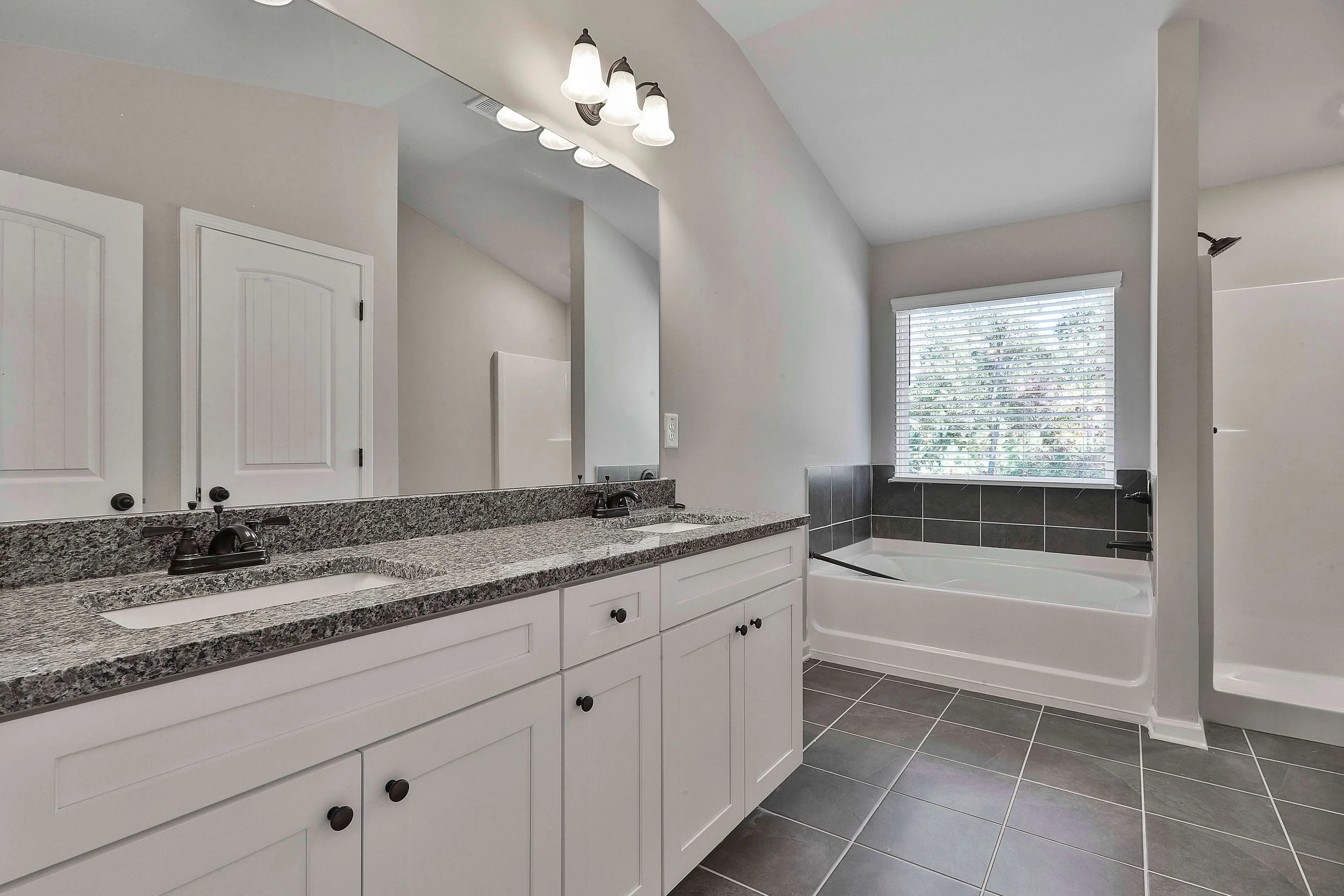 297 Cates Road0026.jpg