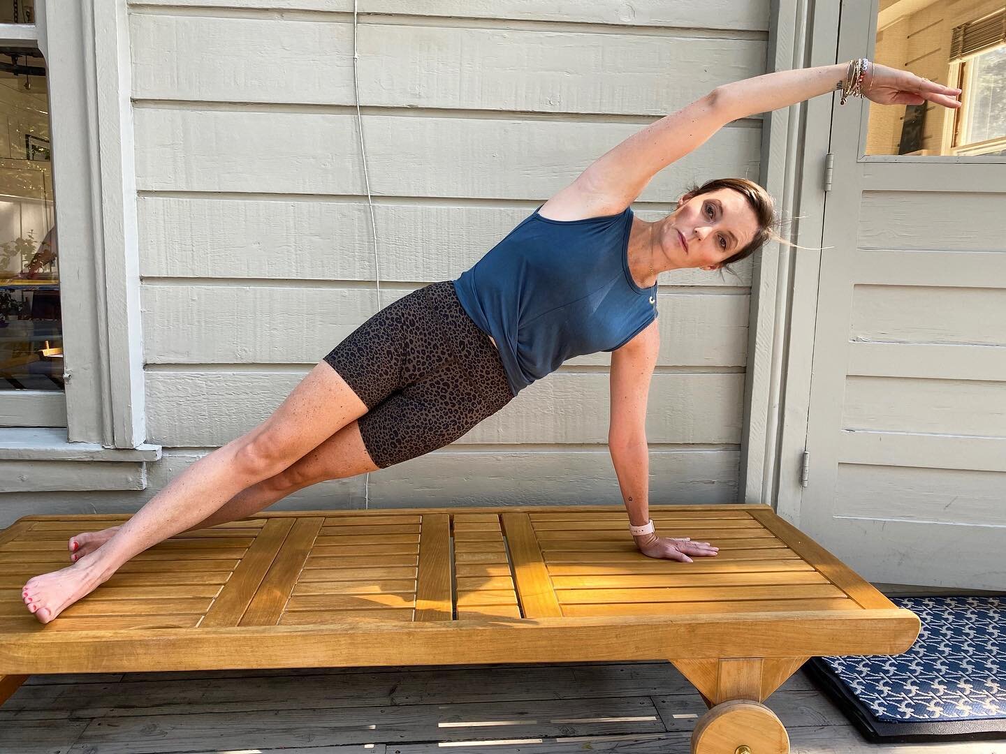 Welcome to trainer highlights! Every other week we will introduce you to one of our expert trainers so that you can get to know the faces of A Body of Work. First up is Annie Leonard!

What classes do you teach?

I teach Gyrotonic Level 1 on Mondays 