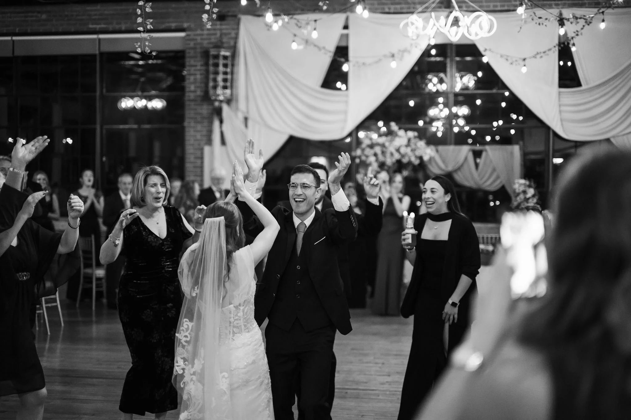 Moretz-Mills-Wedding_Photo-072_websize.jpg