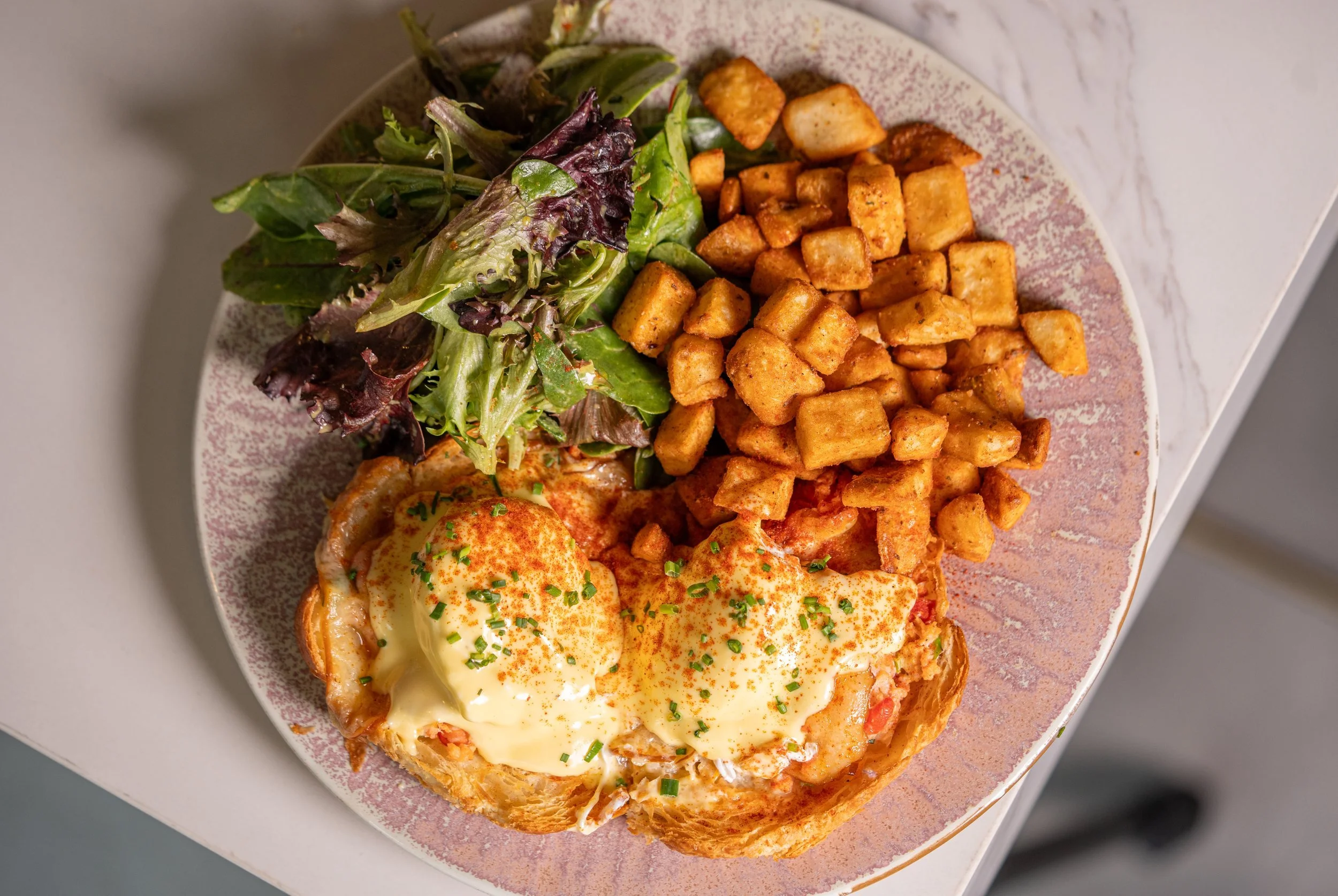 croissant-eggs-benedict-brunch.jpg