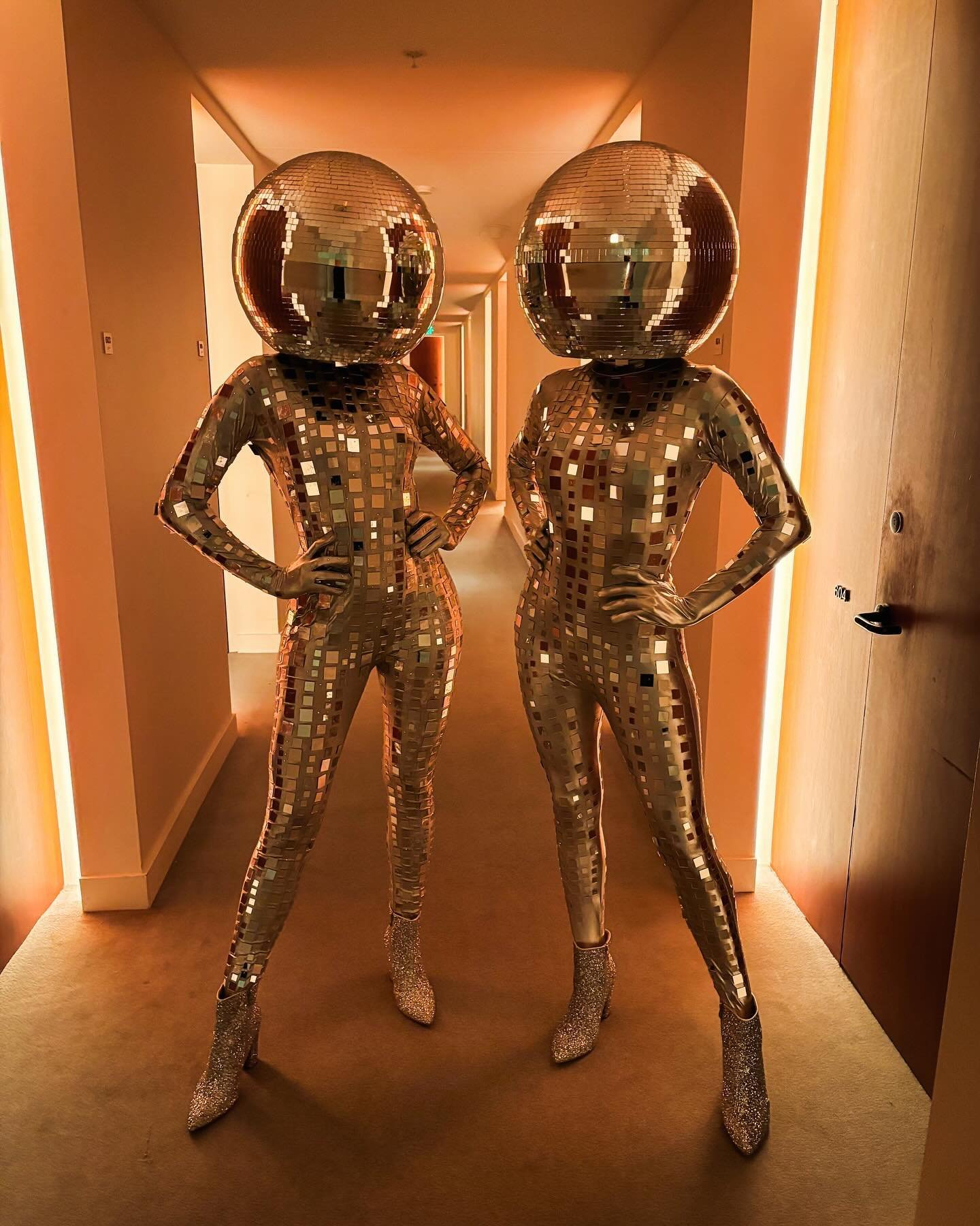Shining bright like a disco ball, our dancers bring the wow factor to the dance floor. ✨ Ready to light up the night with us? Let&rsquo;s Talk - Link in bio
.
.
#DiscoVibes #PartyTime #ShineOn #discodancers #dancers #dance #costume #fashion #desing #