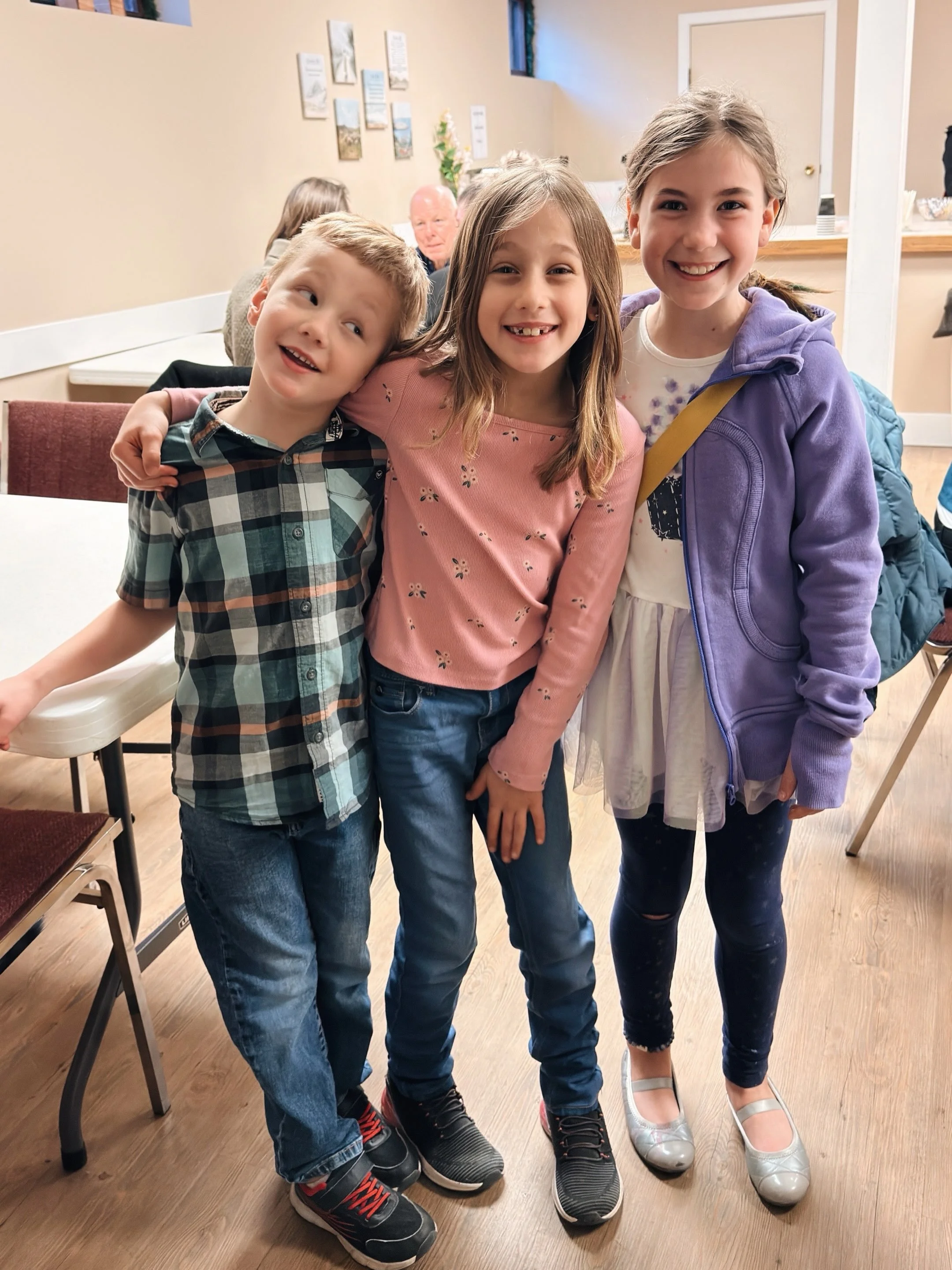 Looking for a church in Calgary where your children feel known, welcomed, and loved?

At West Calgary Full Gospel Churche we believe our children matter, and Children&rsquo;s Church for ages 3 to 12 is one of the highlights of our week.

Your family 