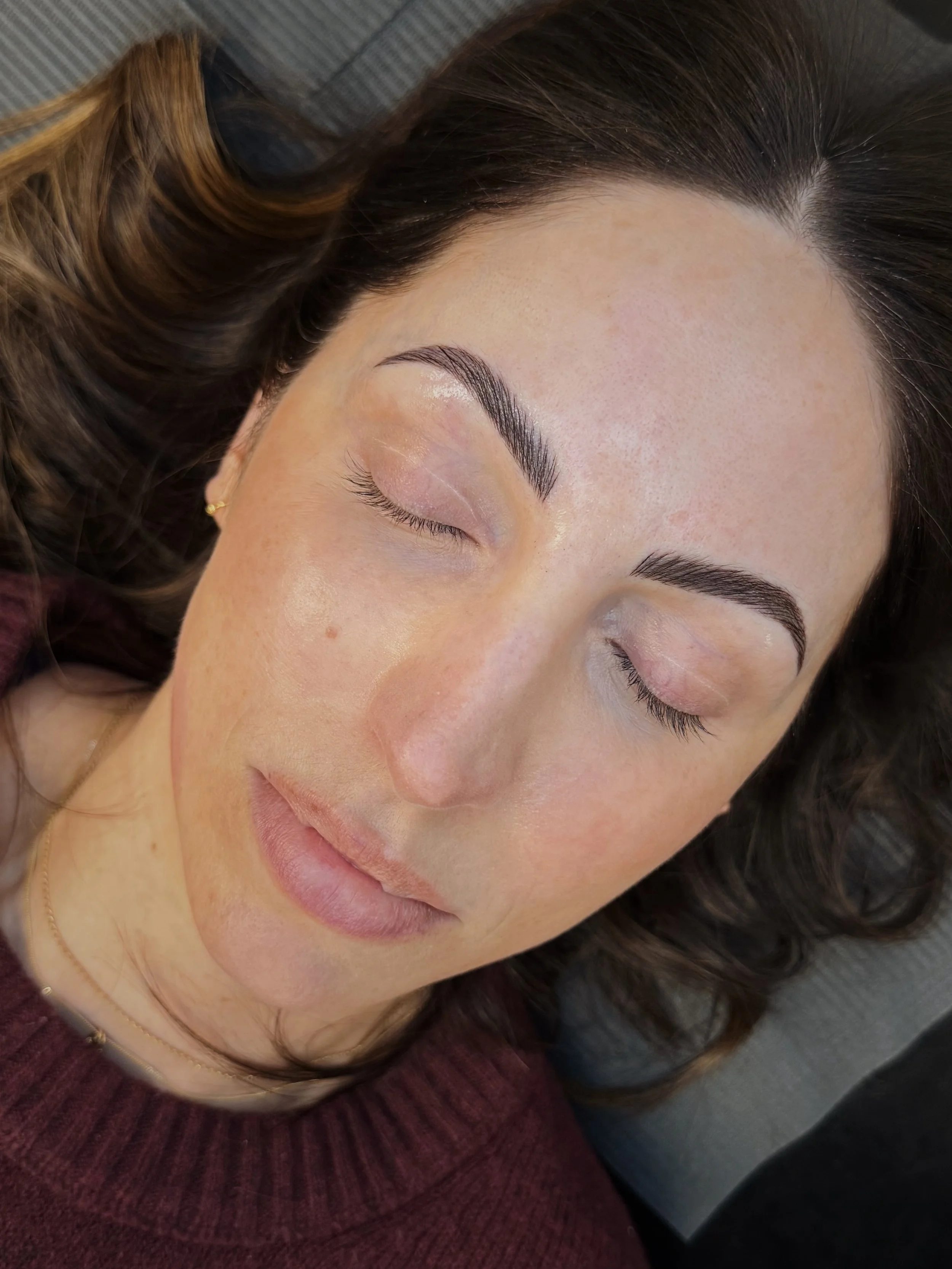 POV: you invested in brows that still look good years later.

Fresh brows fade, soften, and heal beautifully over time when done correctly. Swipe through years of healed results from my client who trusted the process since 2022. Natural, timeless bro