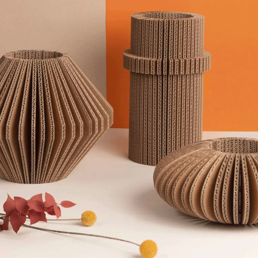 Cache-Cache Vases by Philippe Ferreux