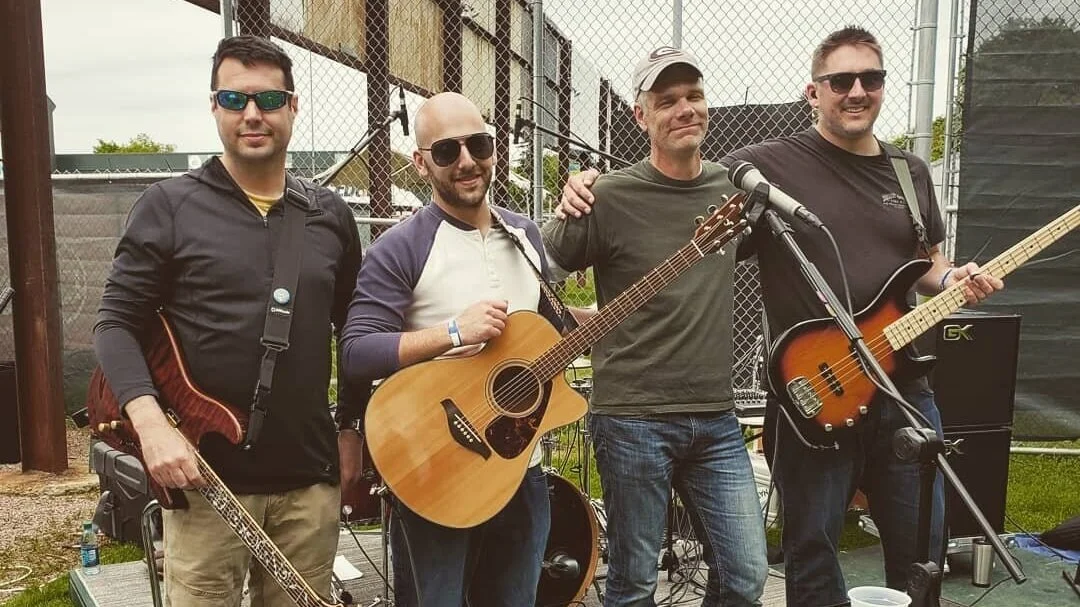 Friday Free concert on the green with: Devon McGarry Band