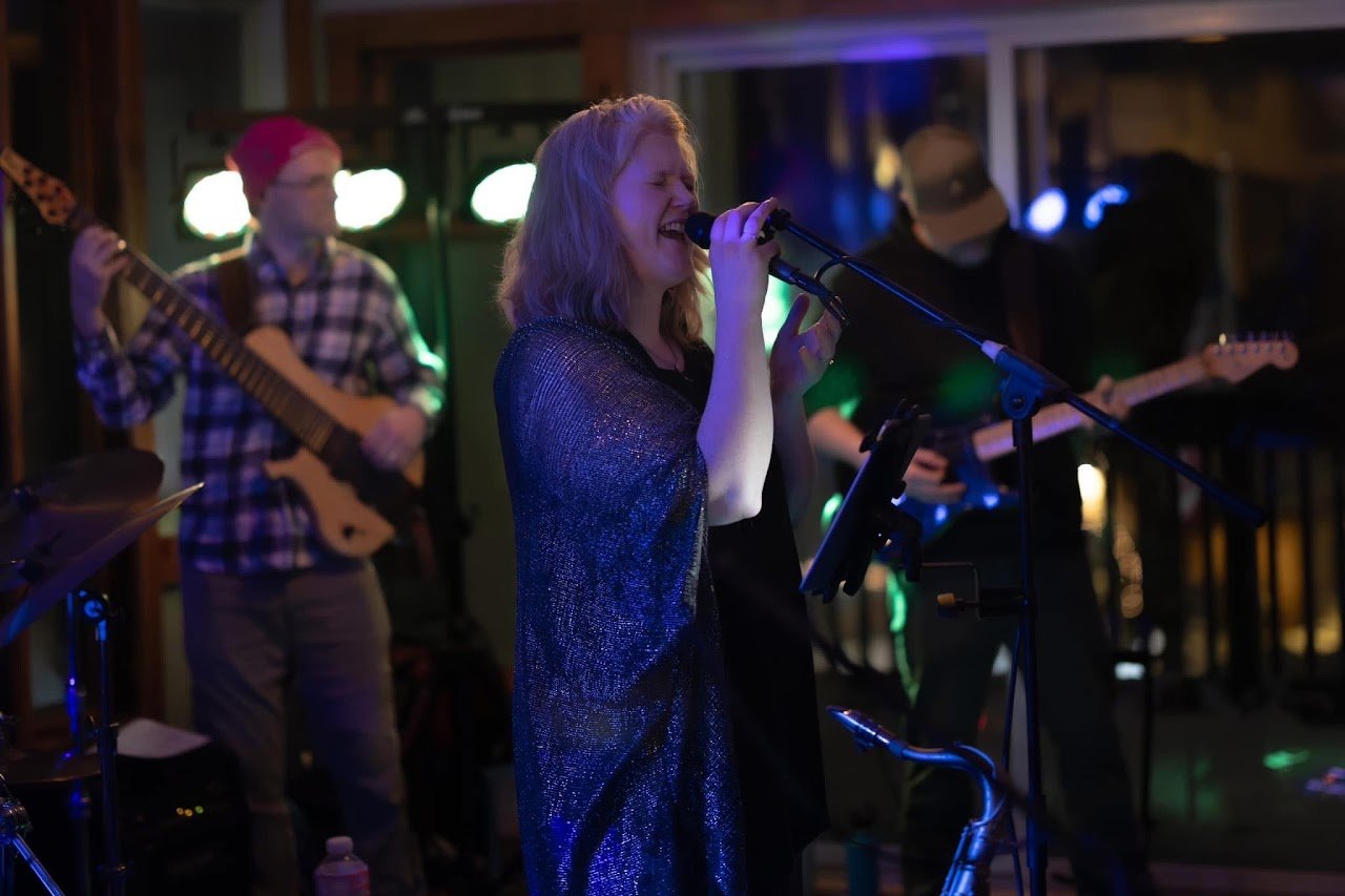 Concerts on the Green - The Sara Whitehair Band