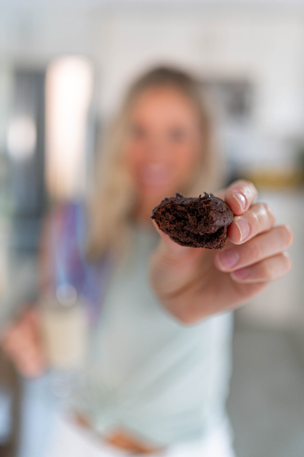 Vegan Flourless Brownie Bites | Erin Stanczyk | EatMoveRest.com