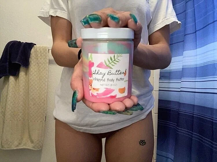 Using our "Shay Butter" Whipped Body Butter.
Marisol's instagram: 666marisol