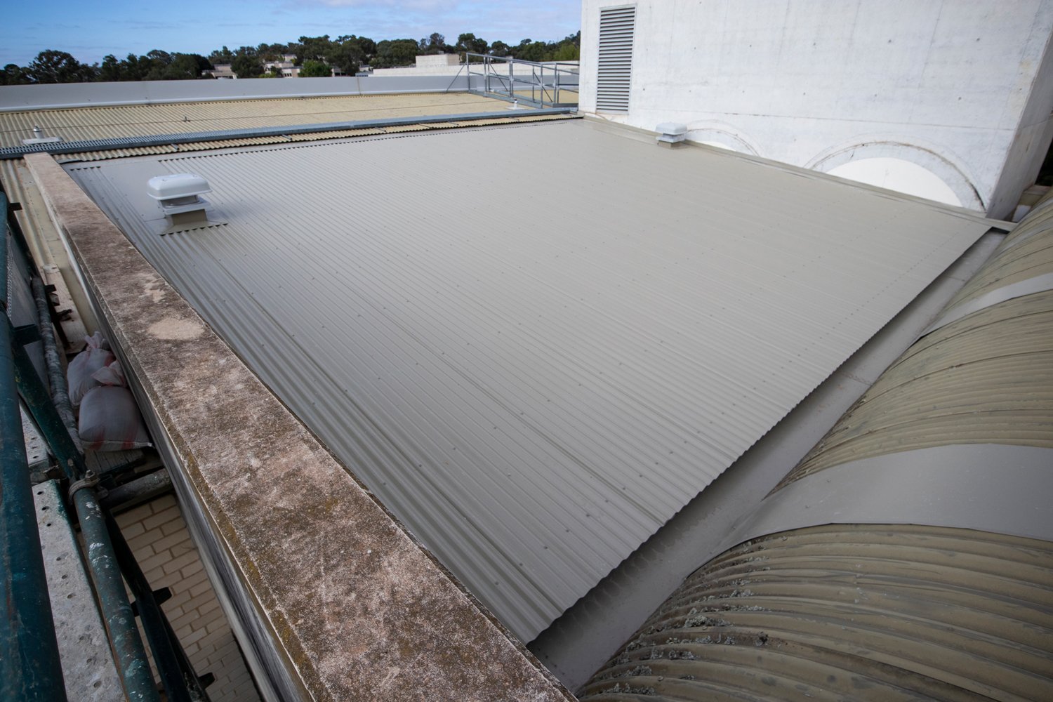 ADFA UNSW Roof_8627.jpg