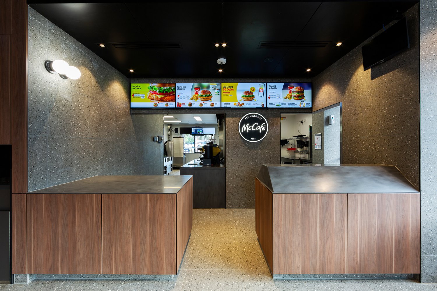 Monarch-McDonalds-Metro_0016.jpg