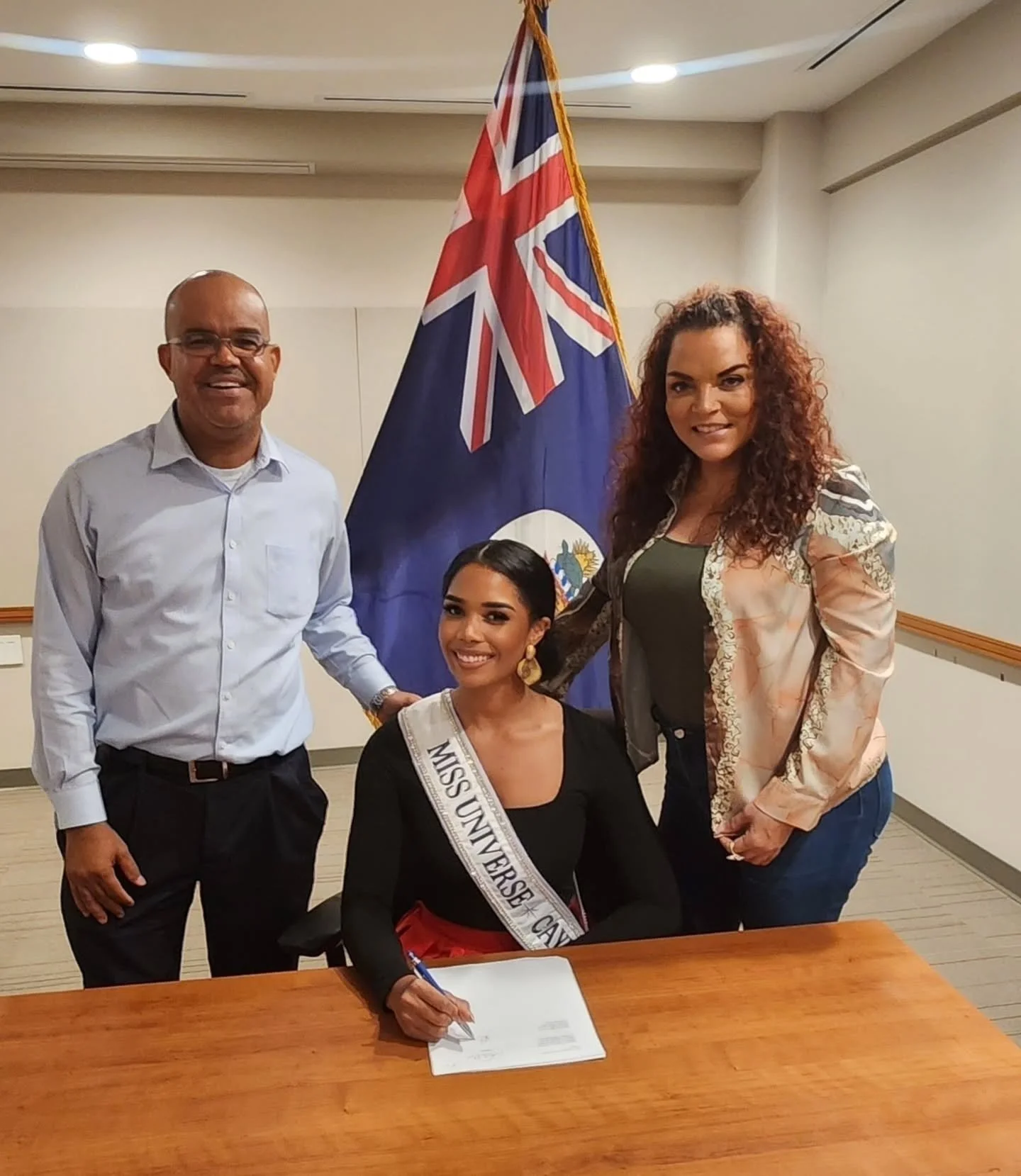 *It&rsquo;s official! 👑✨ Our Miss Universe Cayman Islands 2025, @tahitiseymour, together with our incredible runners-up @genesis_ryan_  and  @gileenmarie, have signed their contracts!

This exciting milestone marks the beginning of an unforgettable 