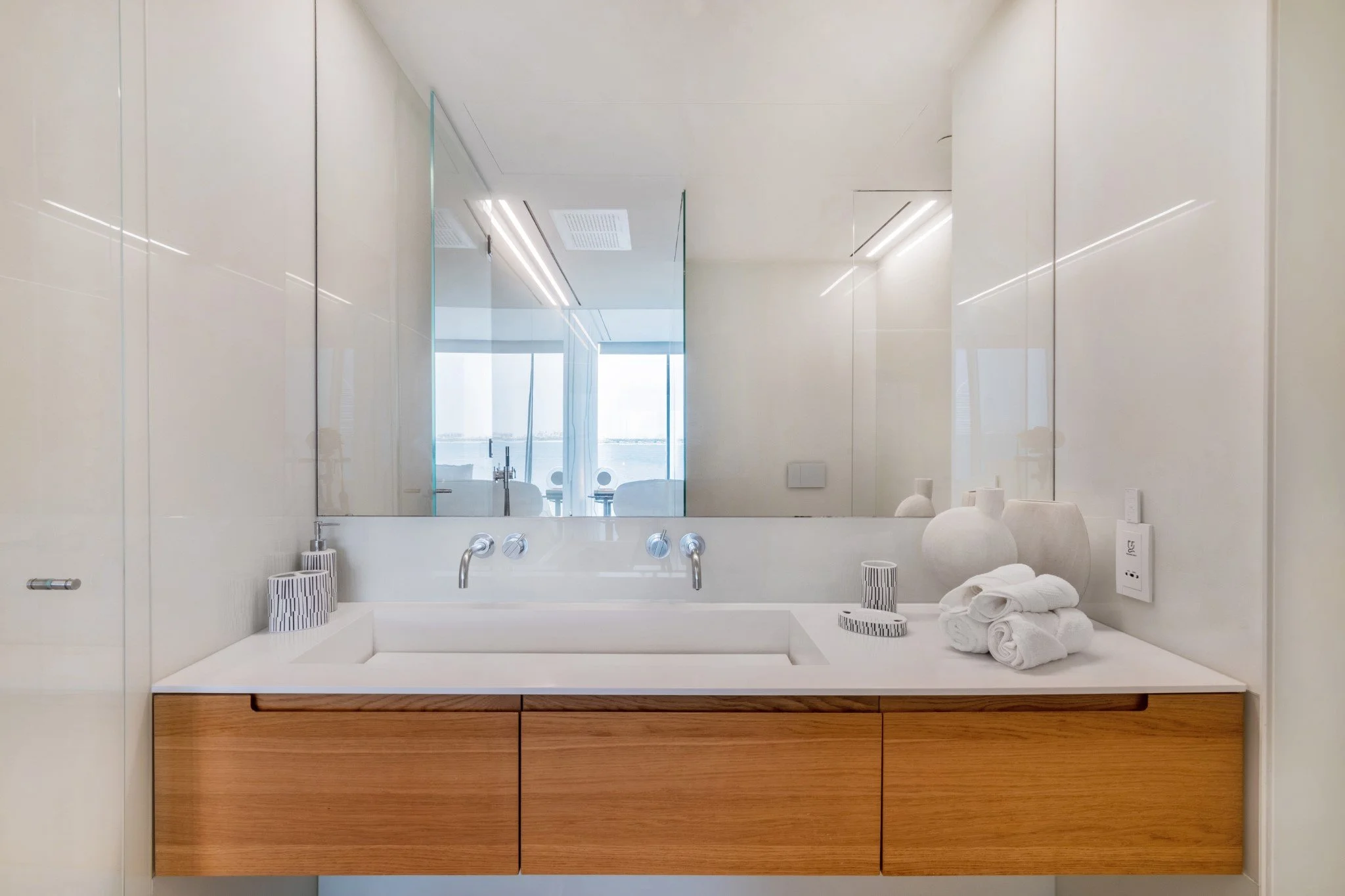 E_LAP_8789-HDR (2K).JPG