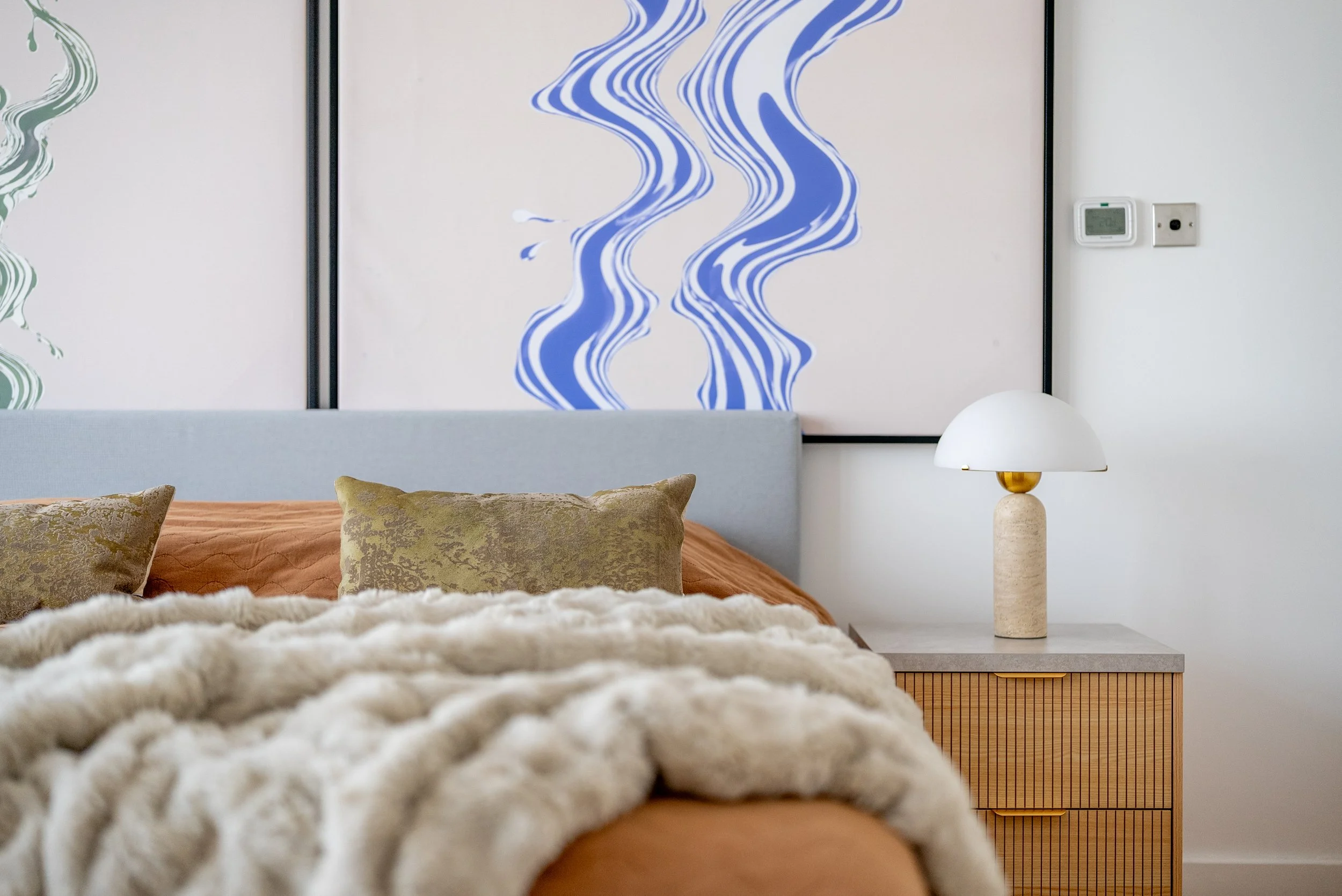 dubai-index-tower-bedroom-detail-live-large-04.jpg