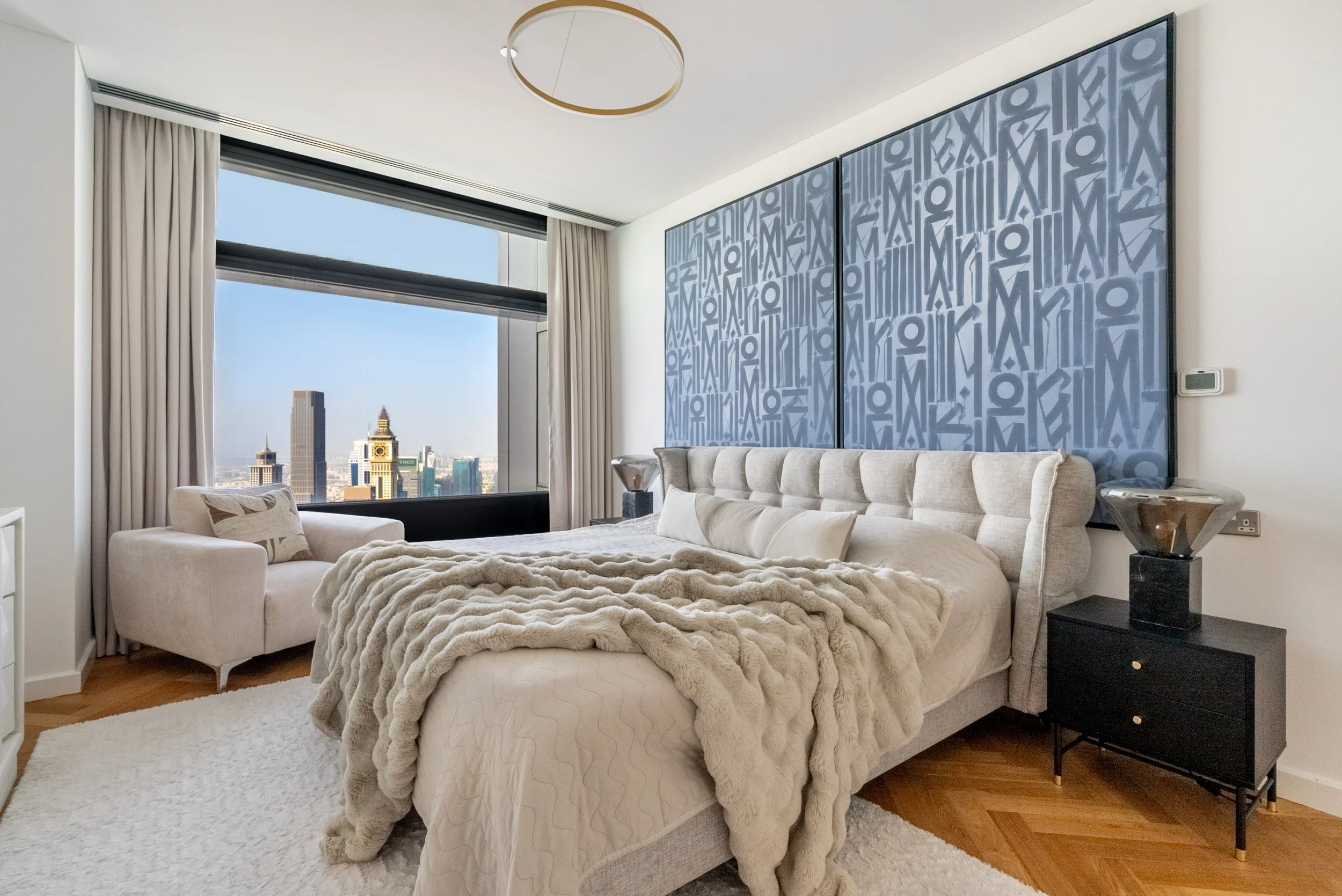 dubai-index-tower-bedroom-live-large-10.jpg