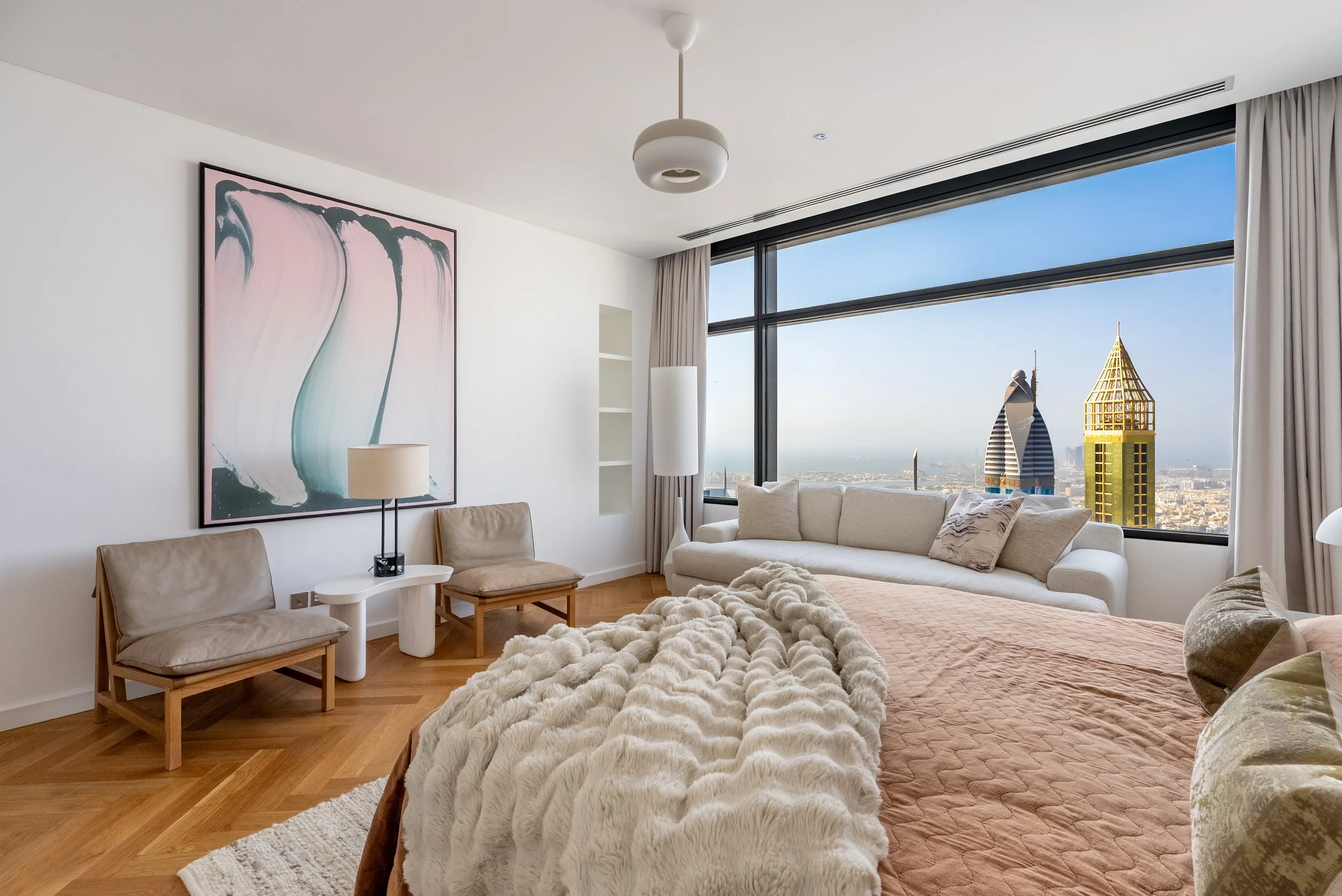 dubai-index-tower-bedroom-seating-live-large-01.jpg