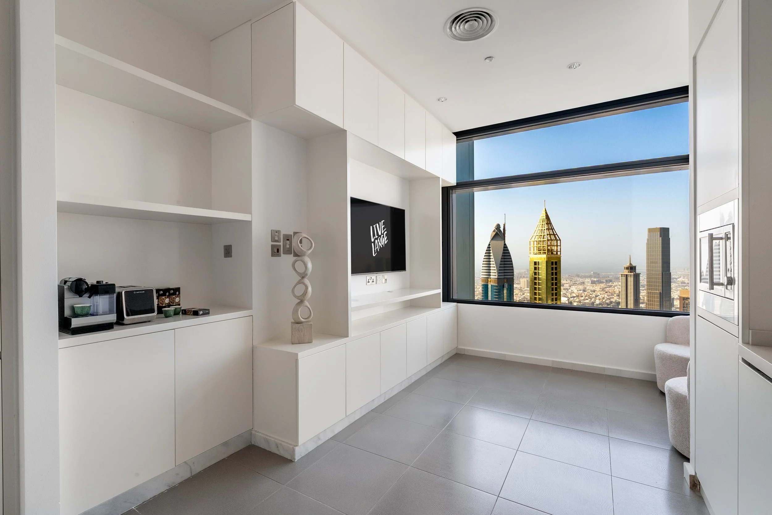 dubai-index-tower-kitchen-live-large-02.jpg