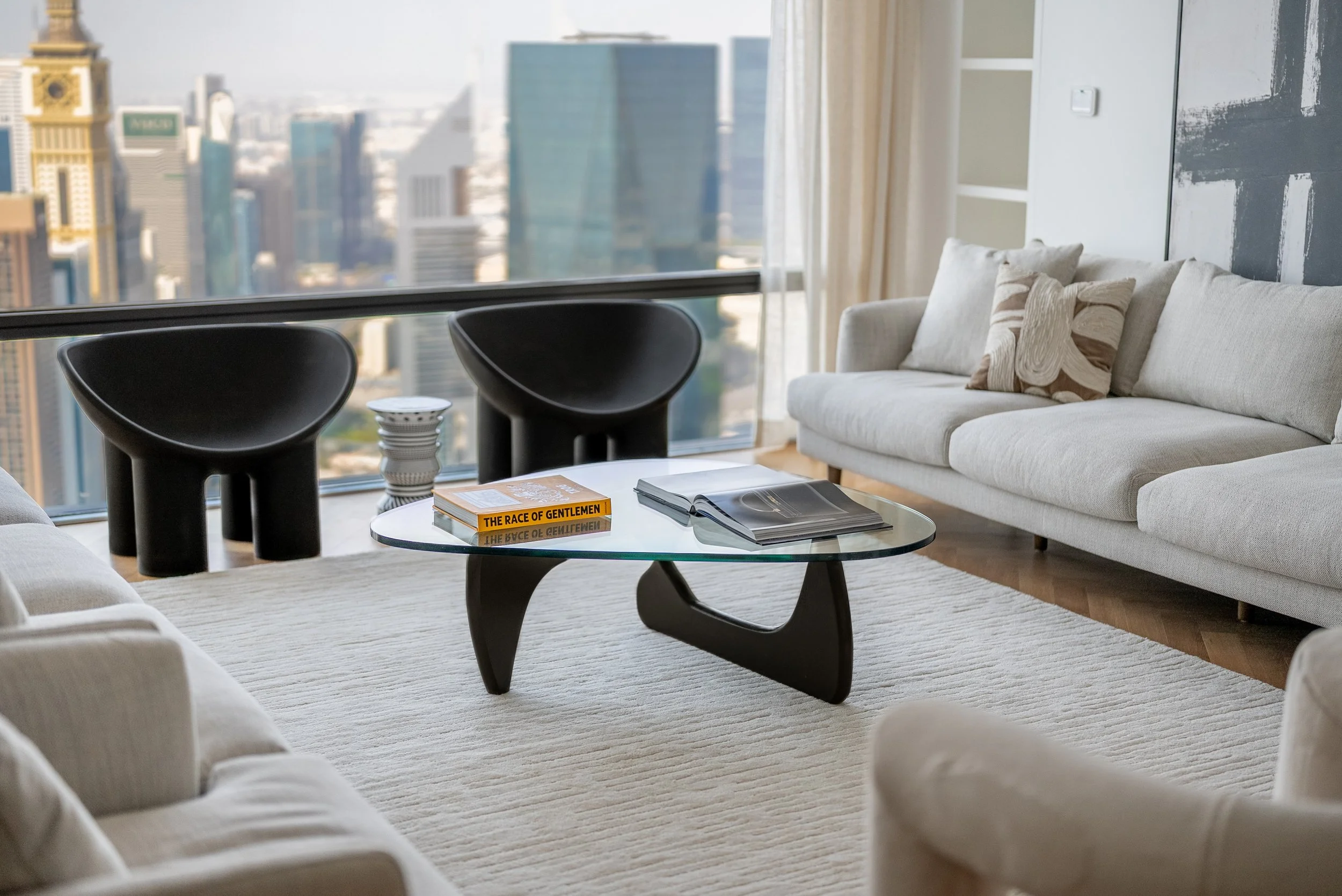 dubai-index-tower-living-room-detail-live-large-01.jpg