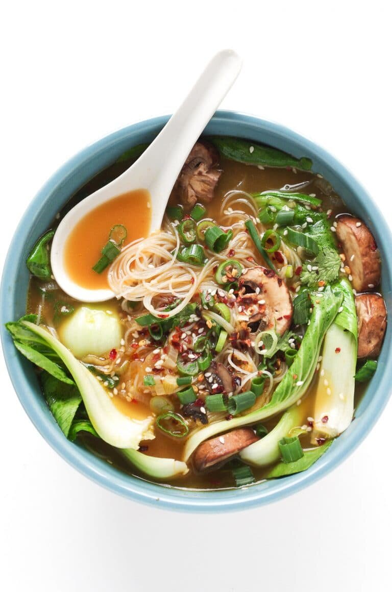 Ginger Garlic Noodle Soup with Bok Choy (Bok Choy Soup)