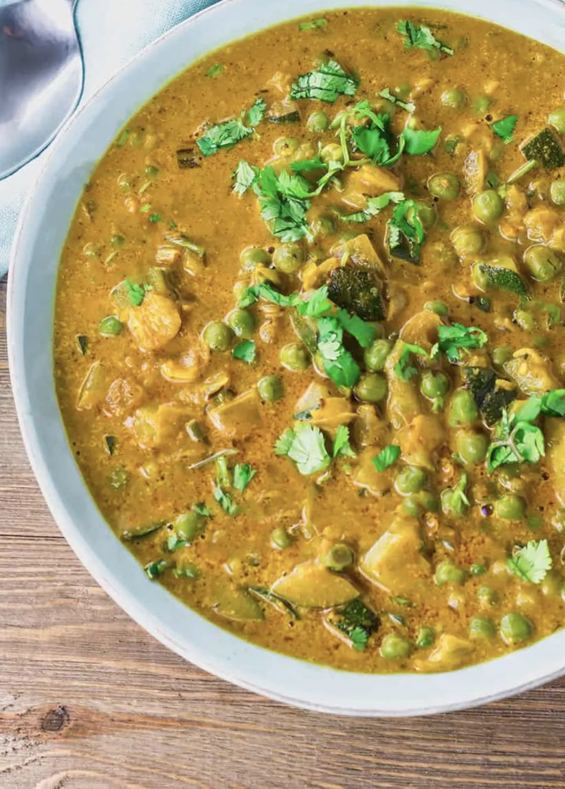 Zucchini and Green Peas Coconut Curry