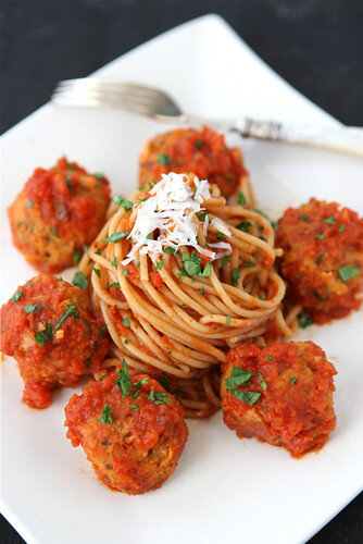 Cannellini Bean Vegetarian Meatballs with Tomato Sauce