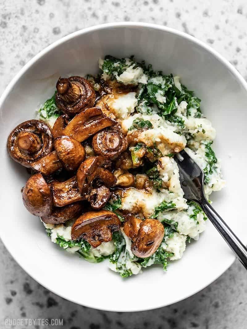 Balsamic Roasted Mushrooms with Herby Kale Mash Potatoes 