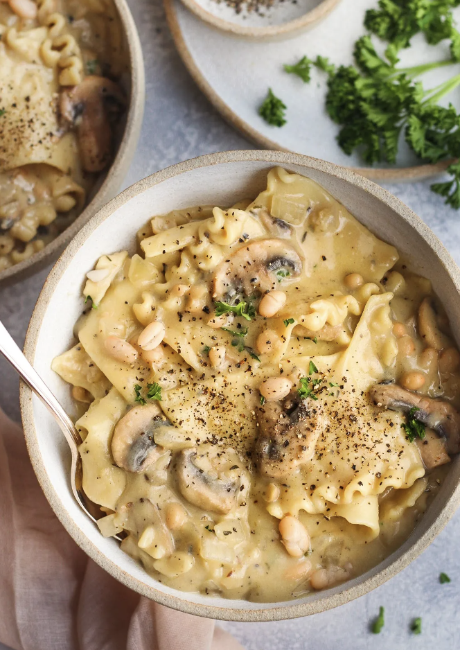 One-Pot Mushroom and White Bean Pasta