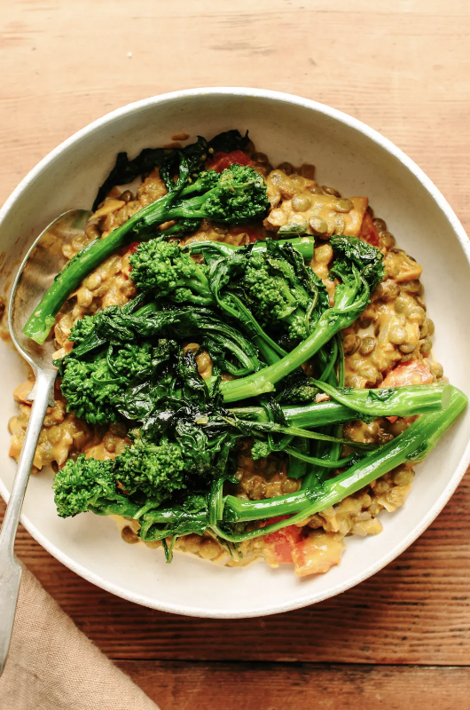 Tomato-Braised Lentils with Broccoli Rabe
