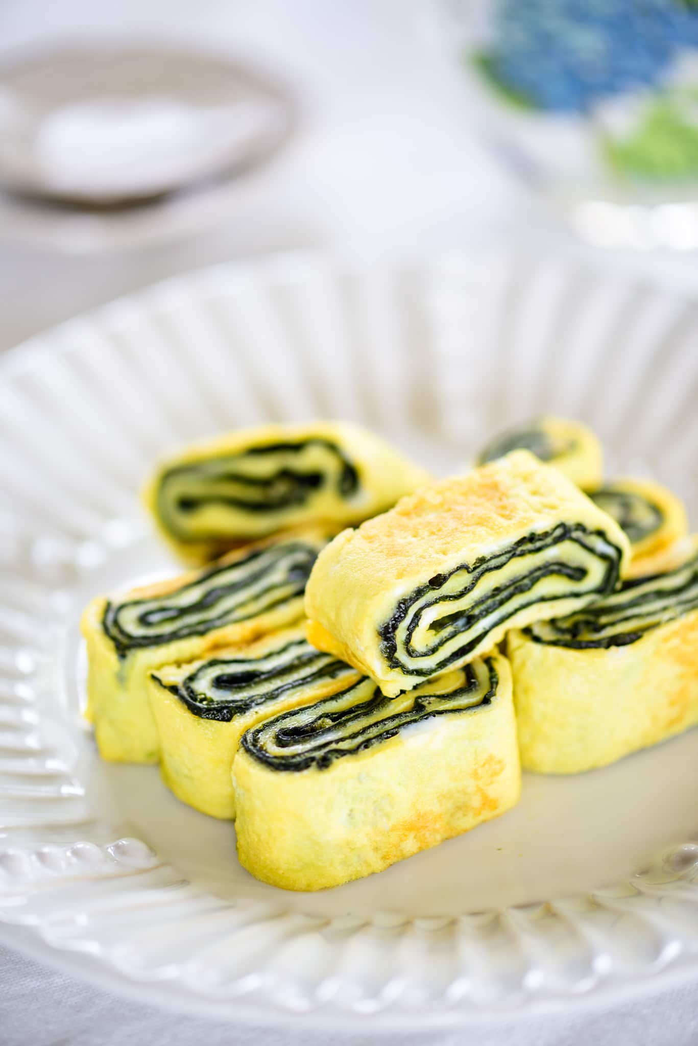 Gyeran Mari (Rolled Omelette) with Seaweed