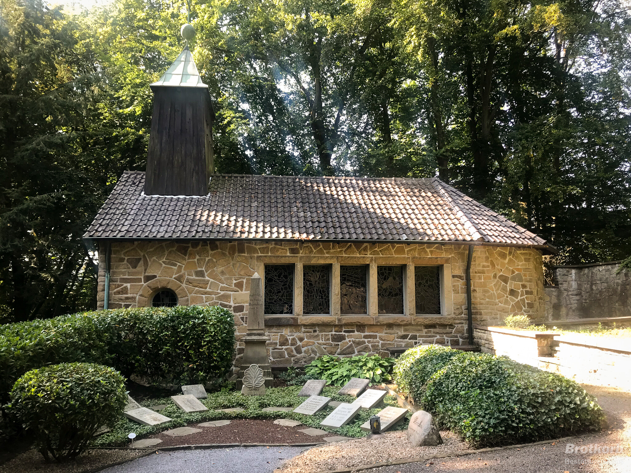 Trauerhalle – Friedhof Gedern Witten