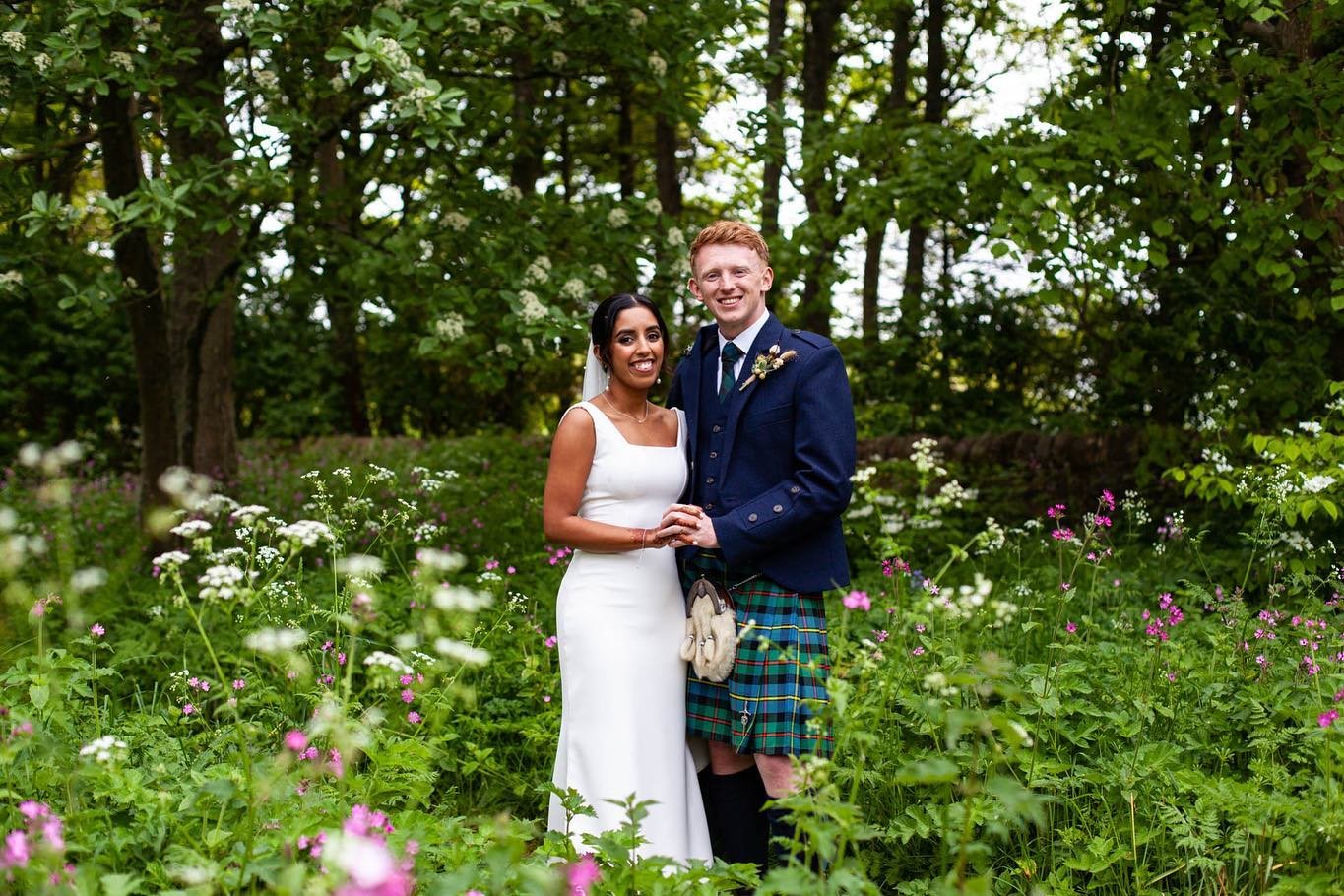 Lovely to be back last weekend at our fave @kinkell_byre  with @ambyhussain @calum2000 What a perfect day! ✨🌱🌸 #standrewswedding #scottishwedding #oldcoursewedding #londonwedding #londonweddingphotographer #bride