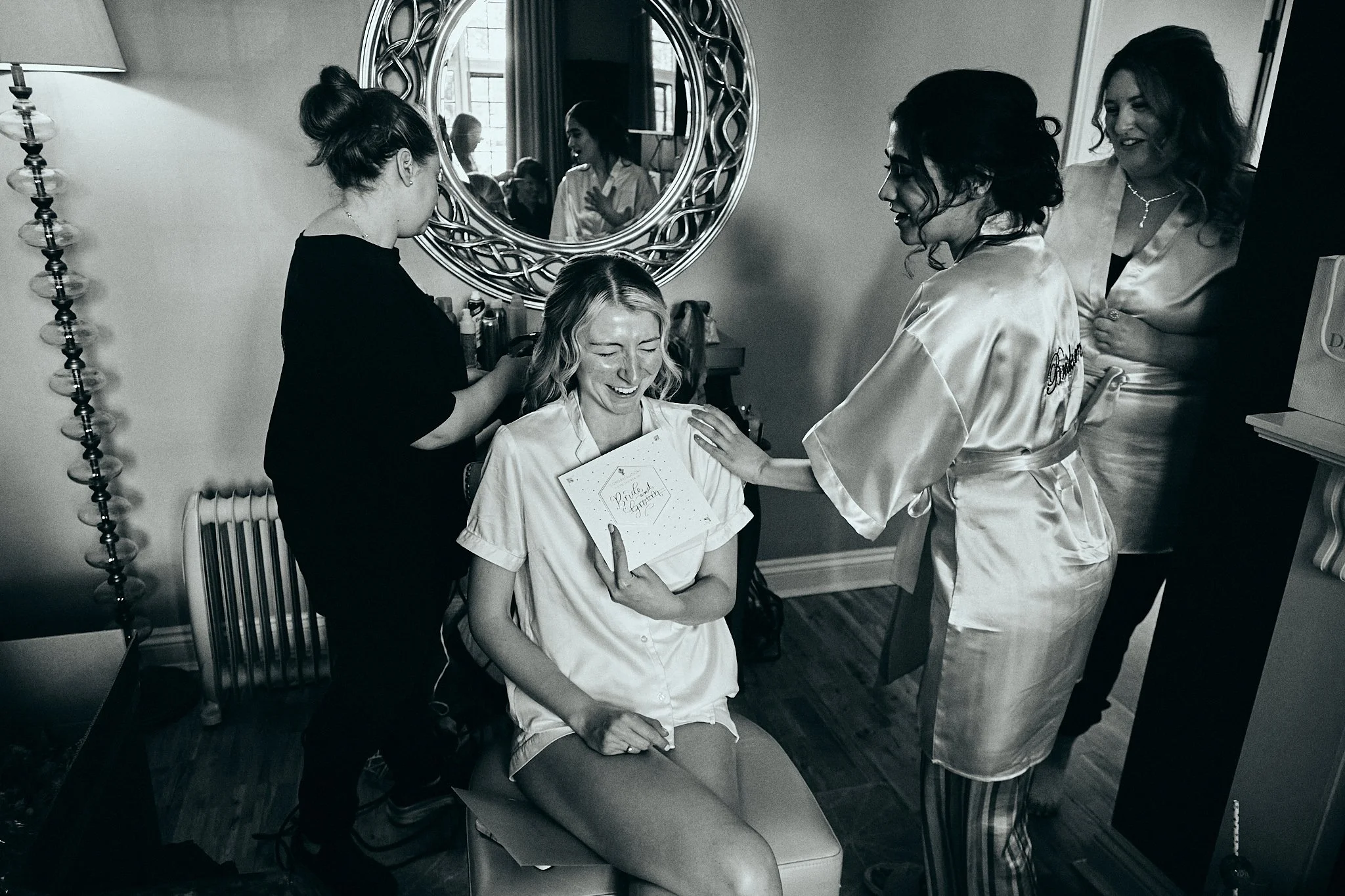Hampton_court_house_wedding-h&d207.jpg
