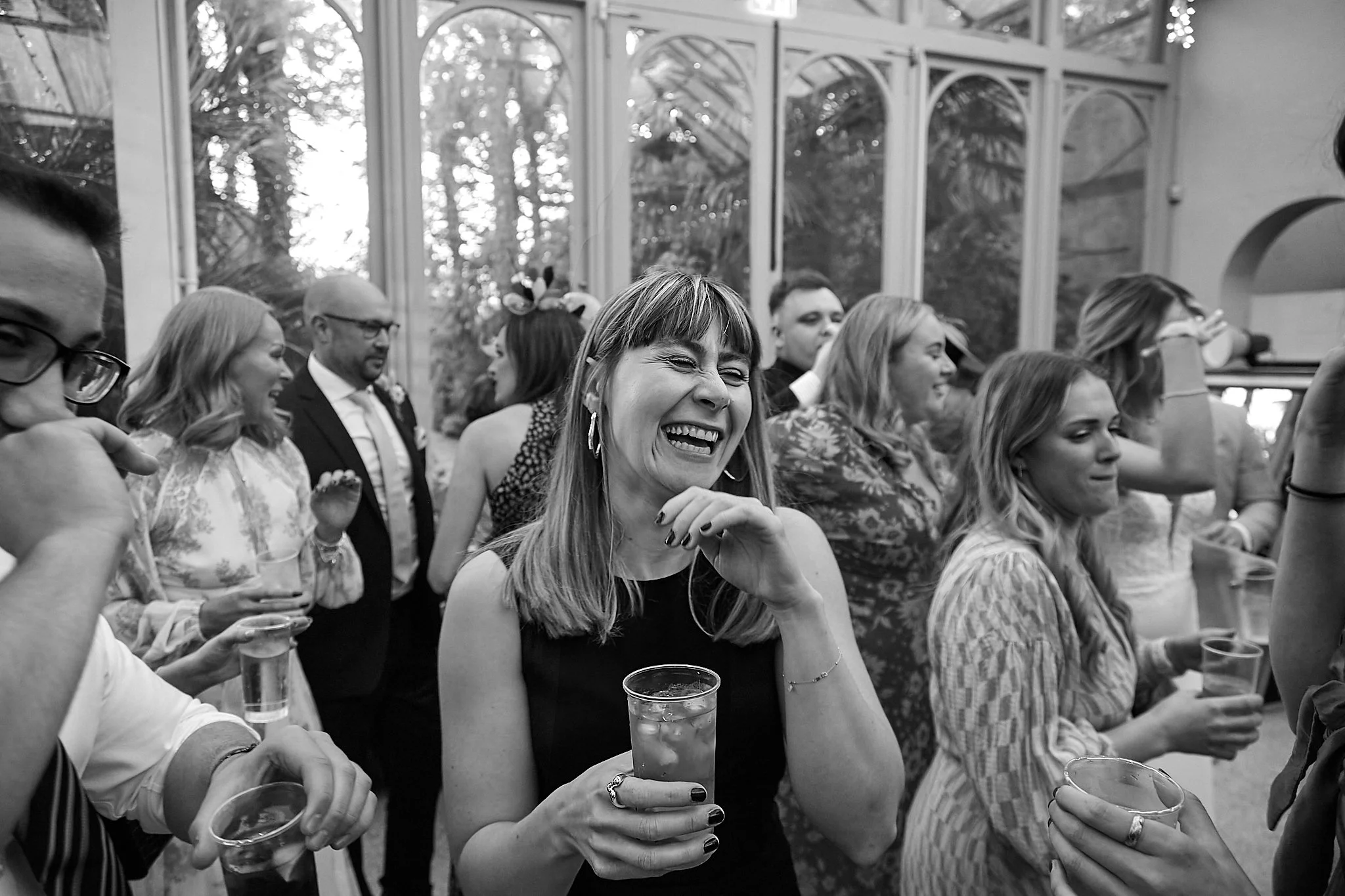 Hampton_court_house_wedding-h&d091.jpg