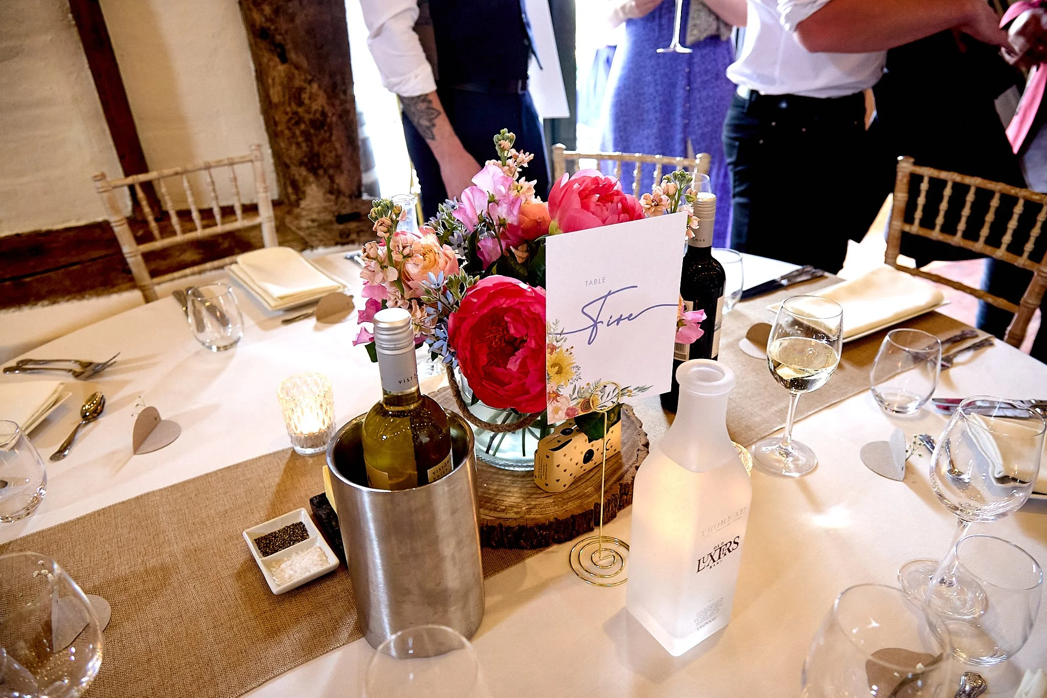 Old Luxters Barn-wedding 117.jpg