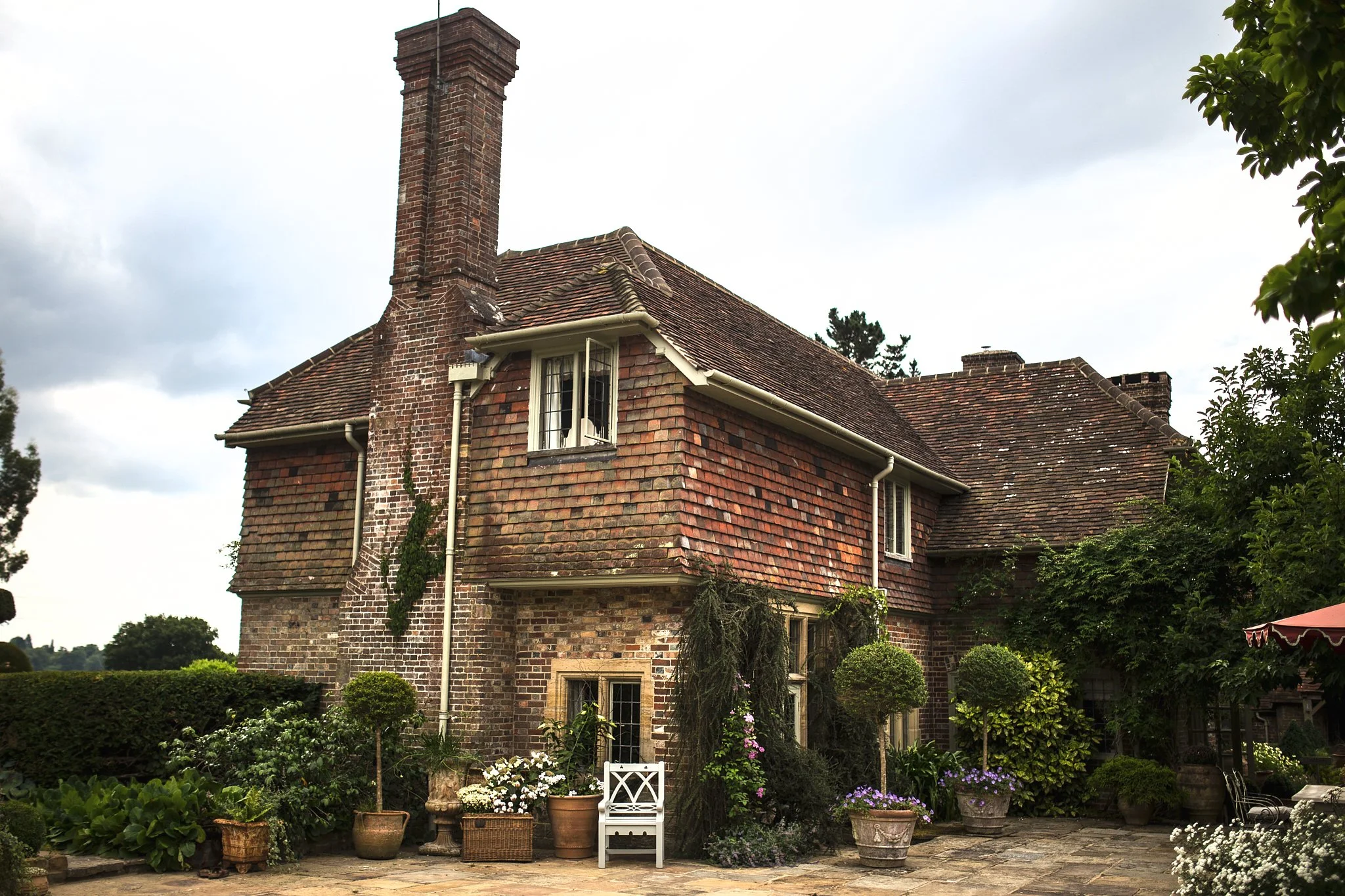 Marquee-Wedding-olliver-photography 2.jpg