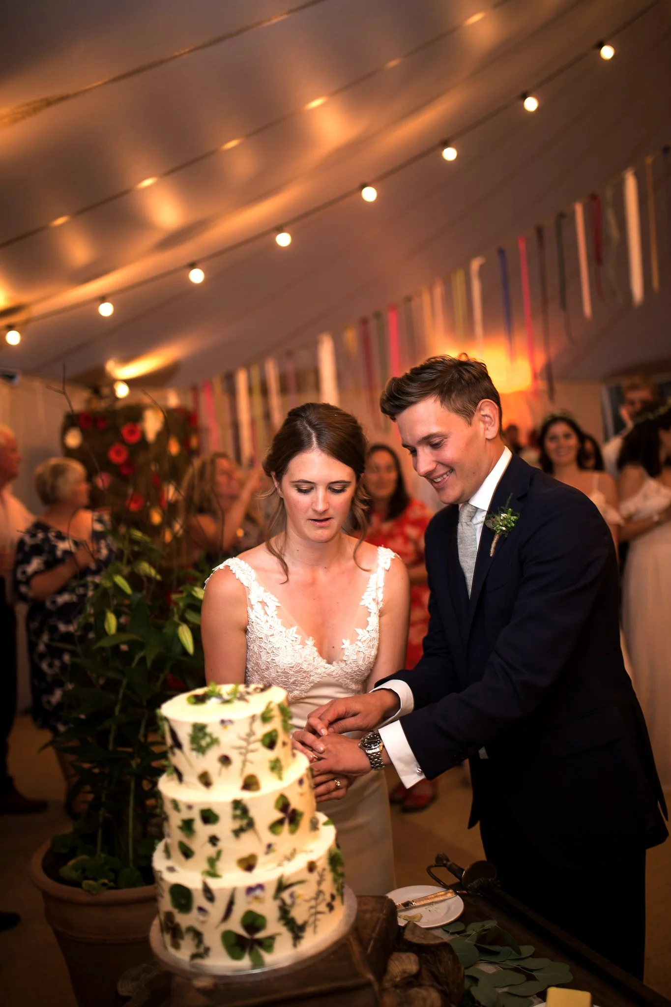 Marquee-Wedding-olliver-photography 267.jpg