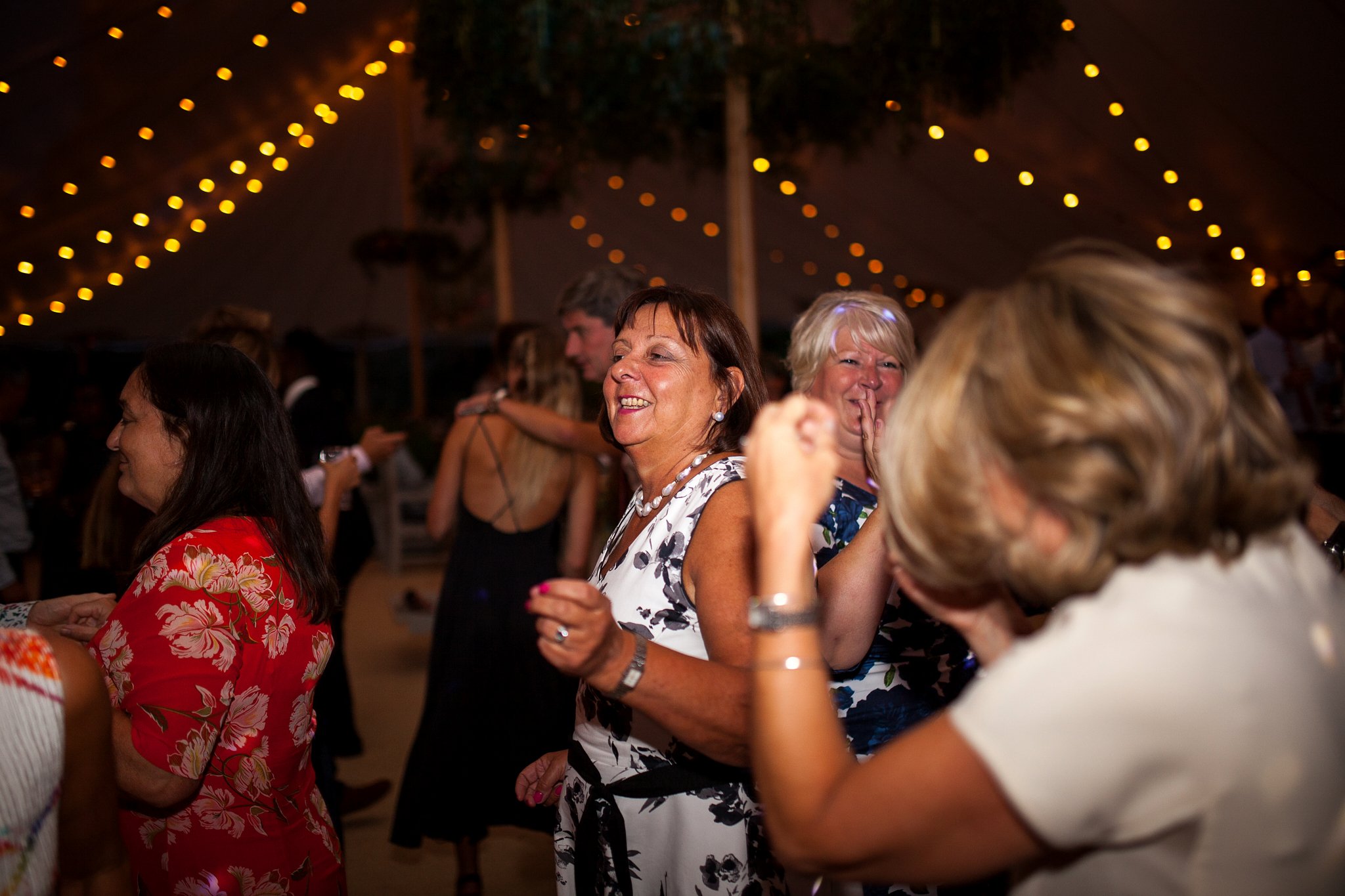 Marquee-Wedding-olliver-photography 293.jpg