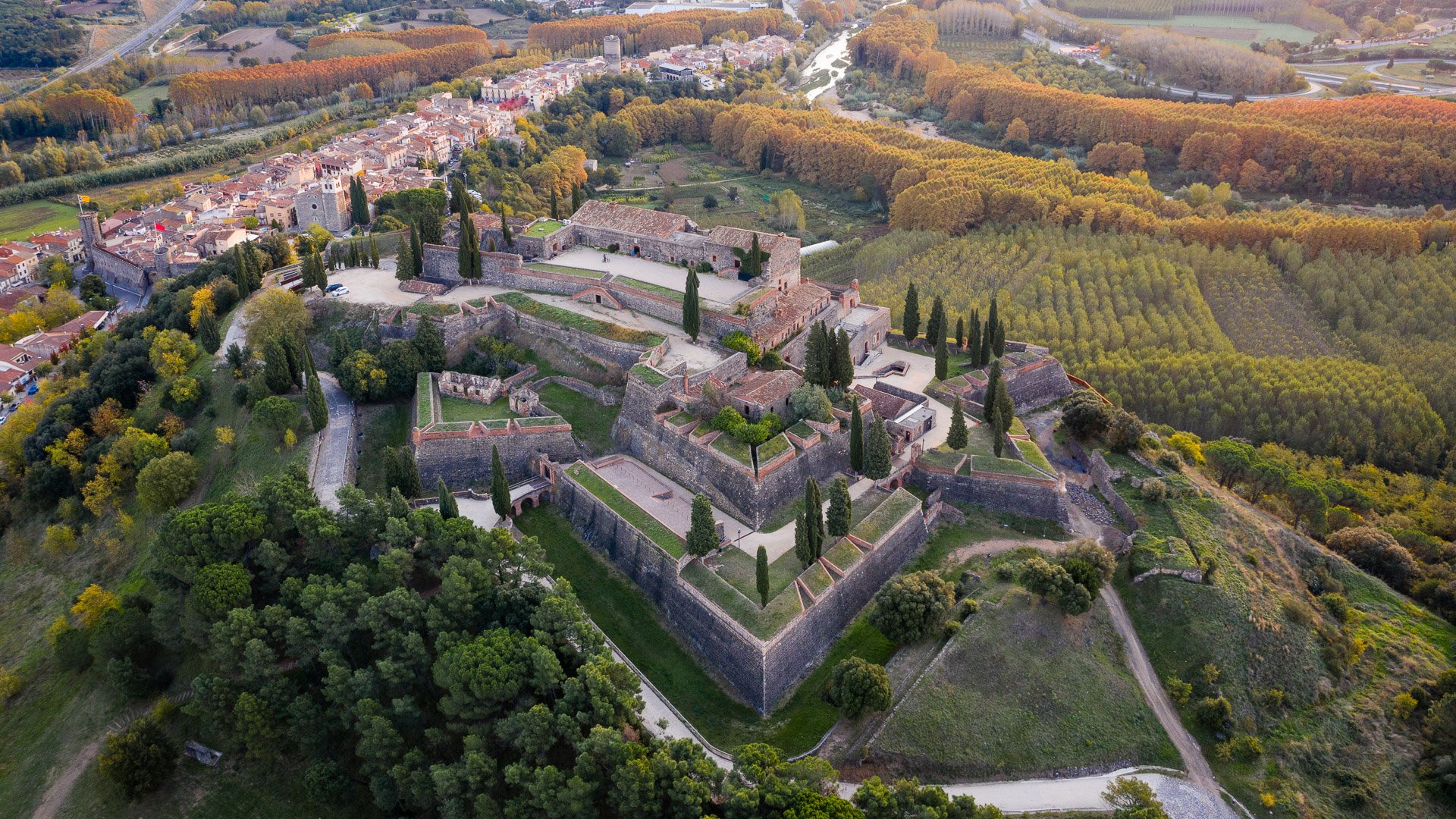 Castell-Fortalesa-dHostalric_drone.jpg