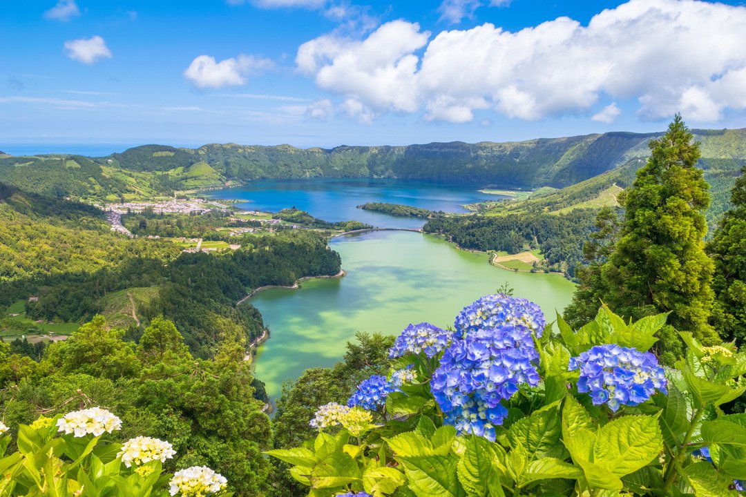 SaoMiguel-Azores_shutterstock_622027571.jpg