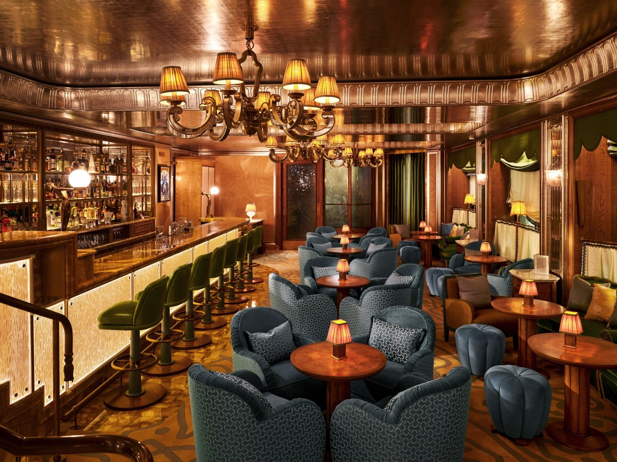 The Dorchester_Vesper Bar_ Hero_ Dorchester Collection _2_ (small).jpg
