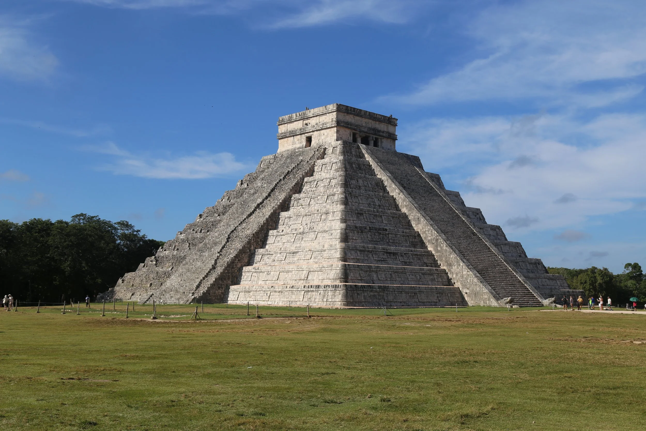 Mexican-Caribbean-Chichen-Itza-Pyramid-id12731-Oct-13-2022-001.jpeg